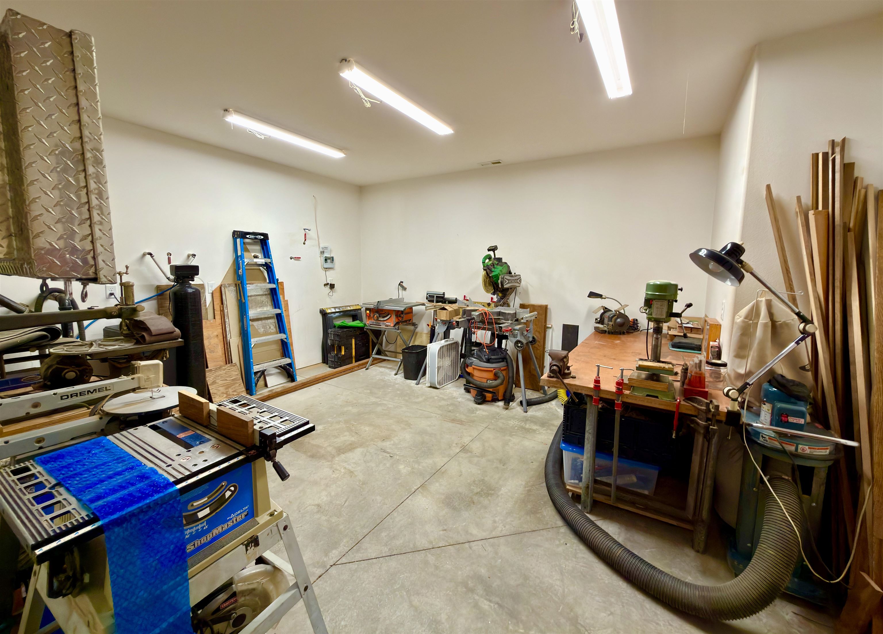 868 Hogans Way - Photo 41