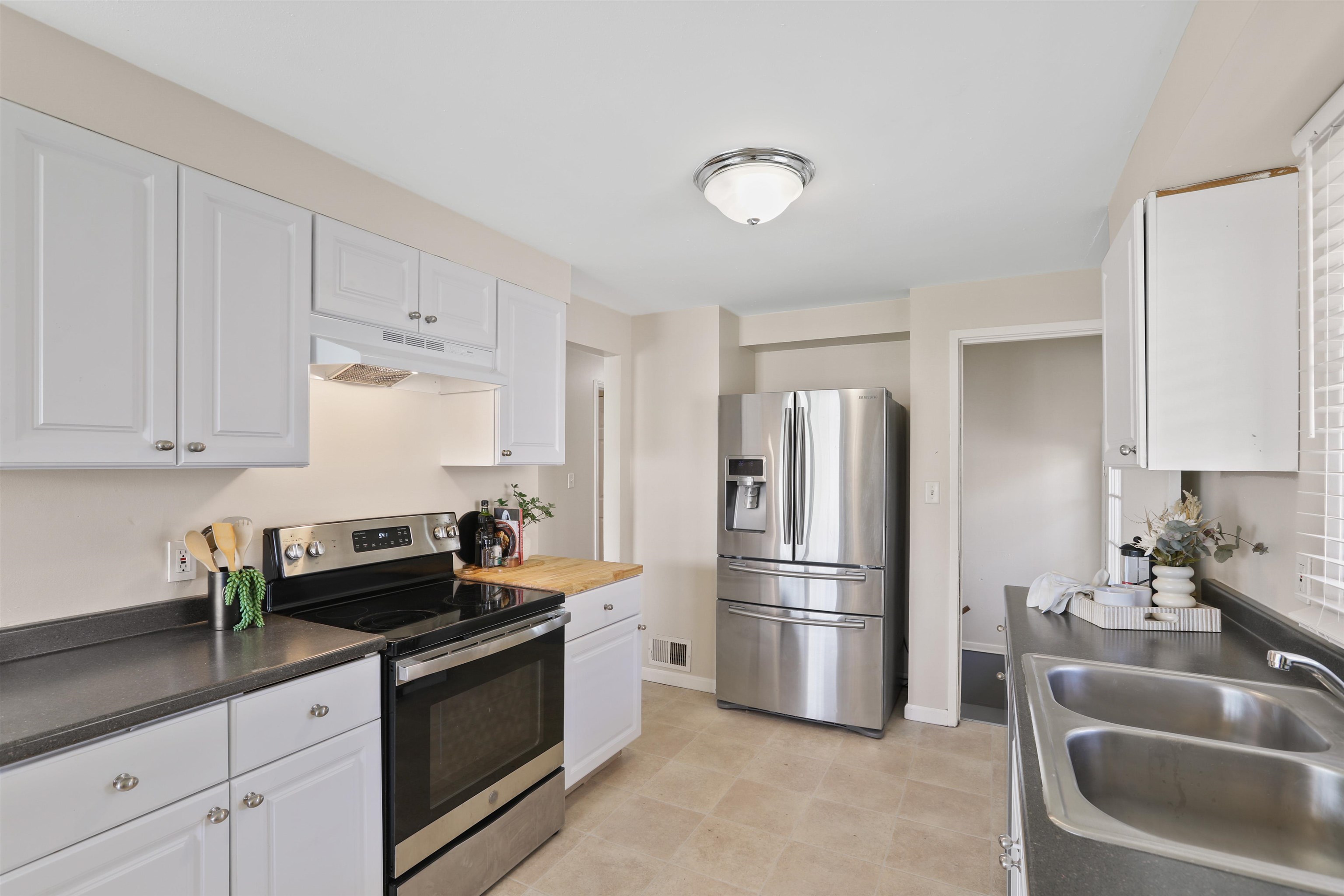 3021 W Dalke Ave - Photo 8