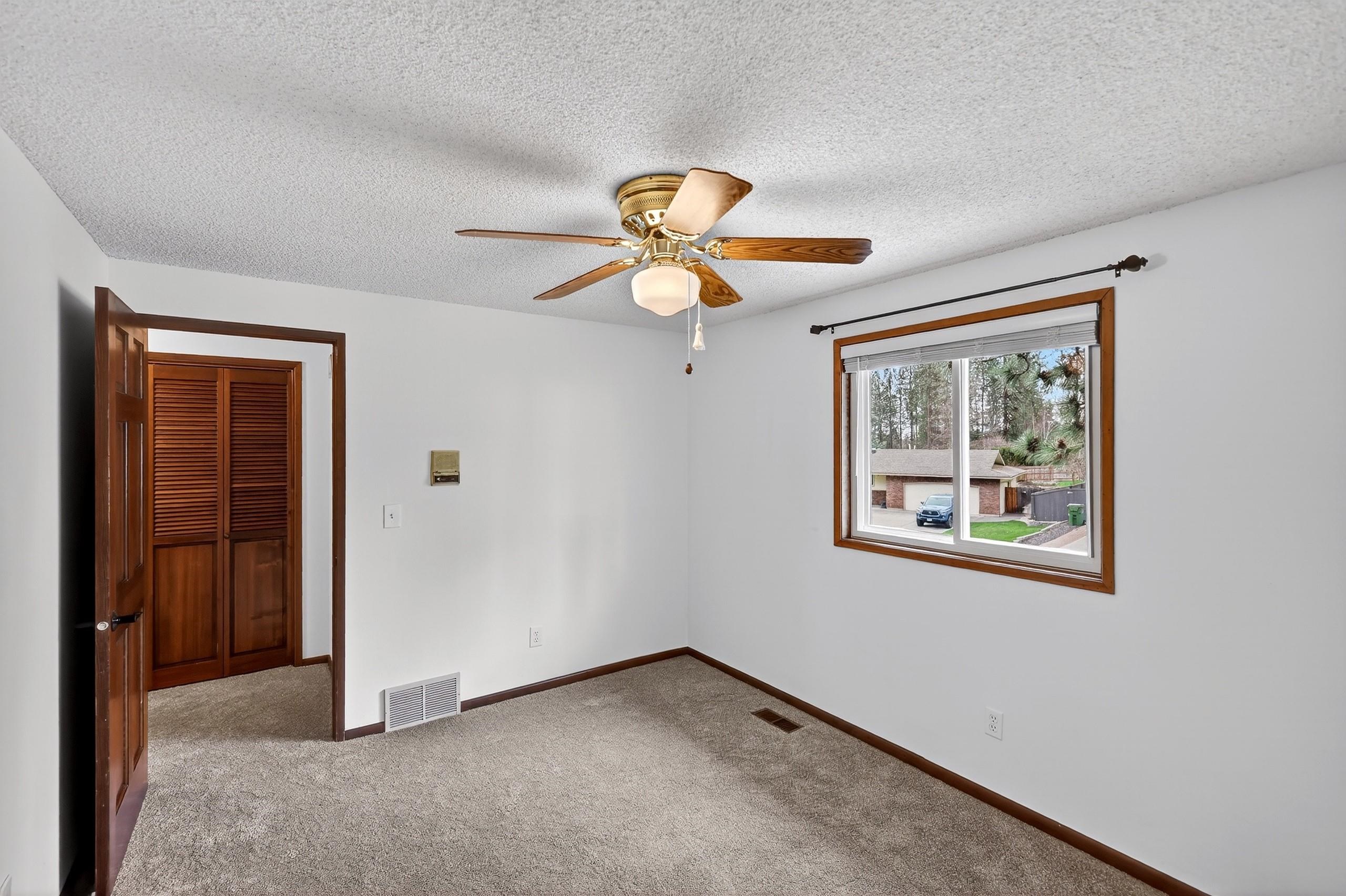 9806 N Seminole Dr - Photo 33