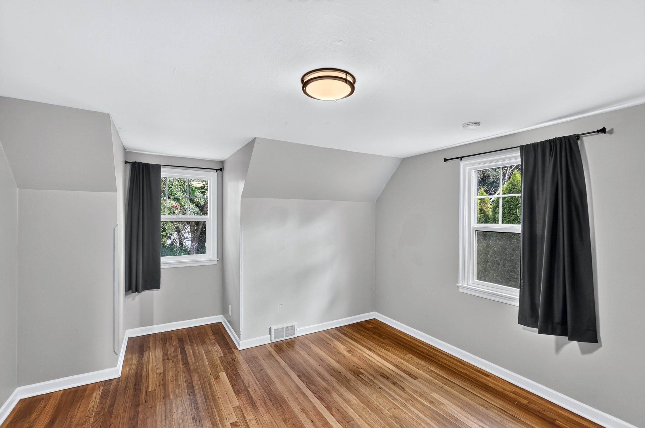 10310 E Alki Ave - Photo 16