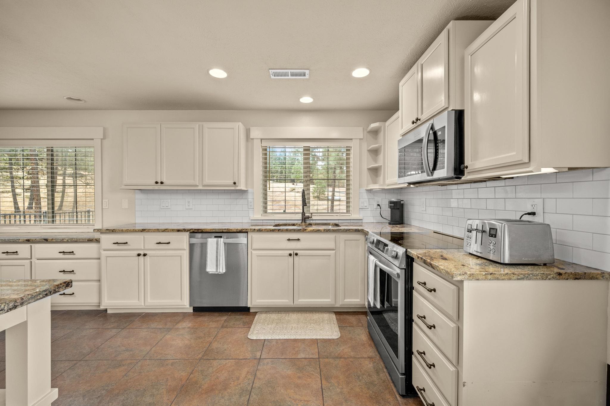 2712 N Chase Ln - Photo 13