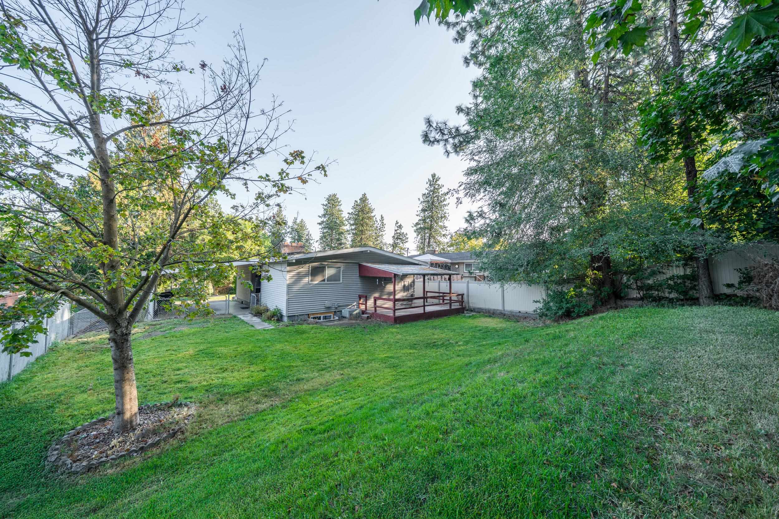 3906 E 15th Ave - Photo 34