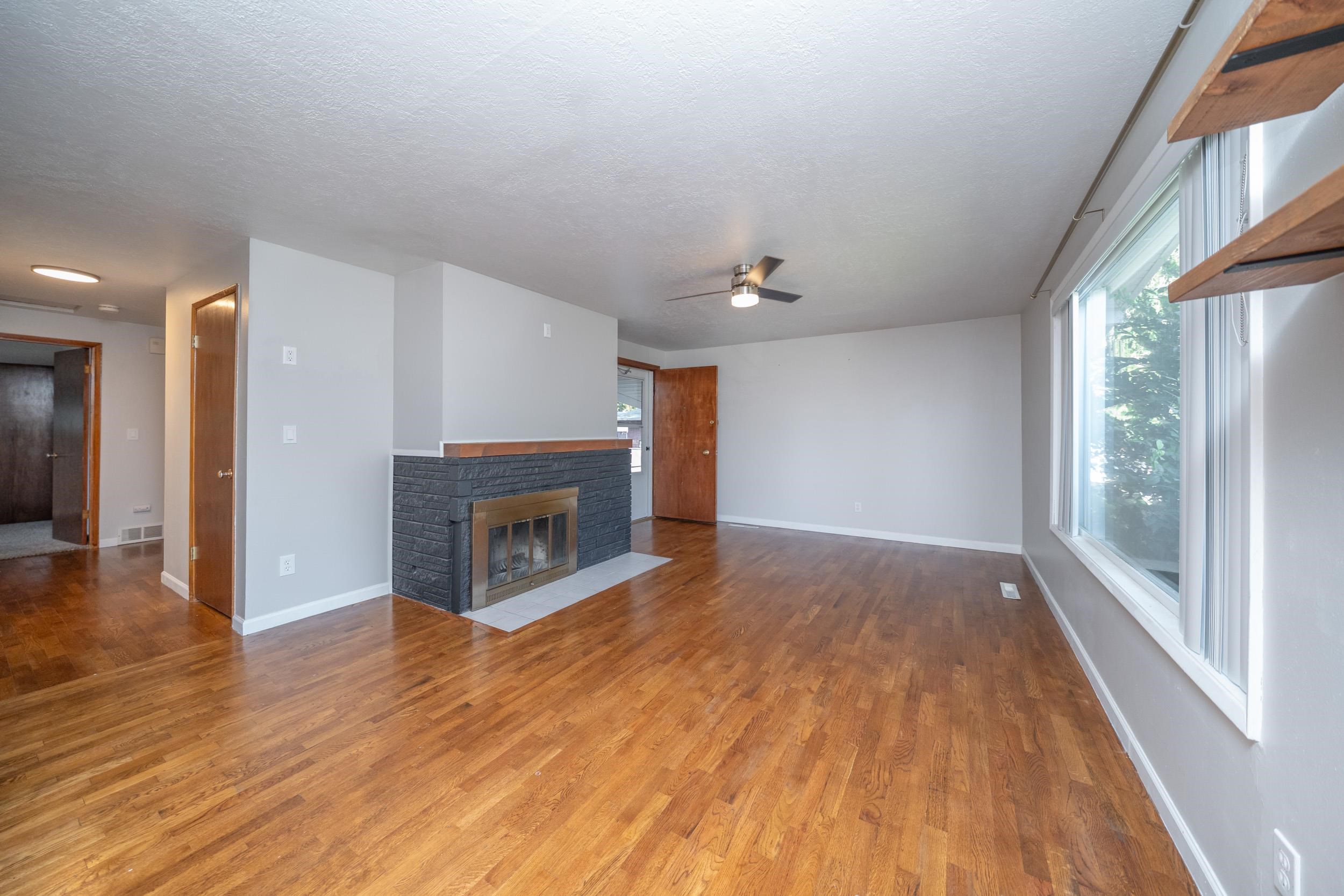 3906 E 15th Ave - Photo 7