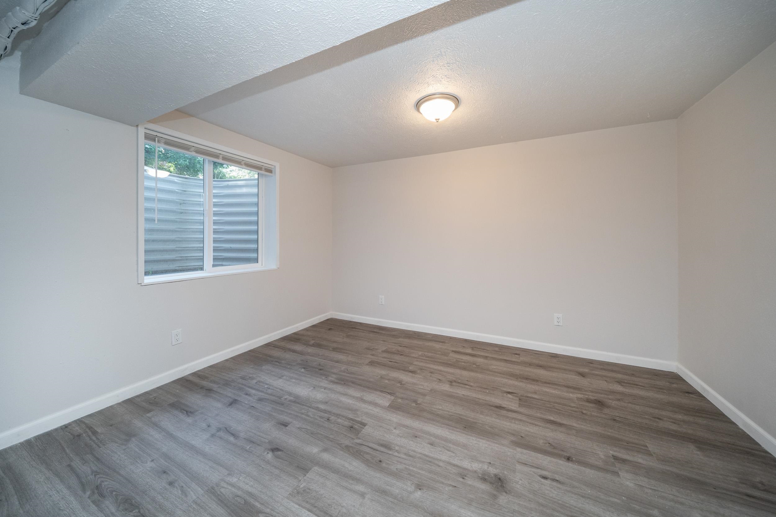 3906 E 15th Ave - Photo 22