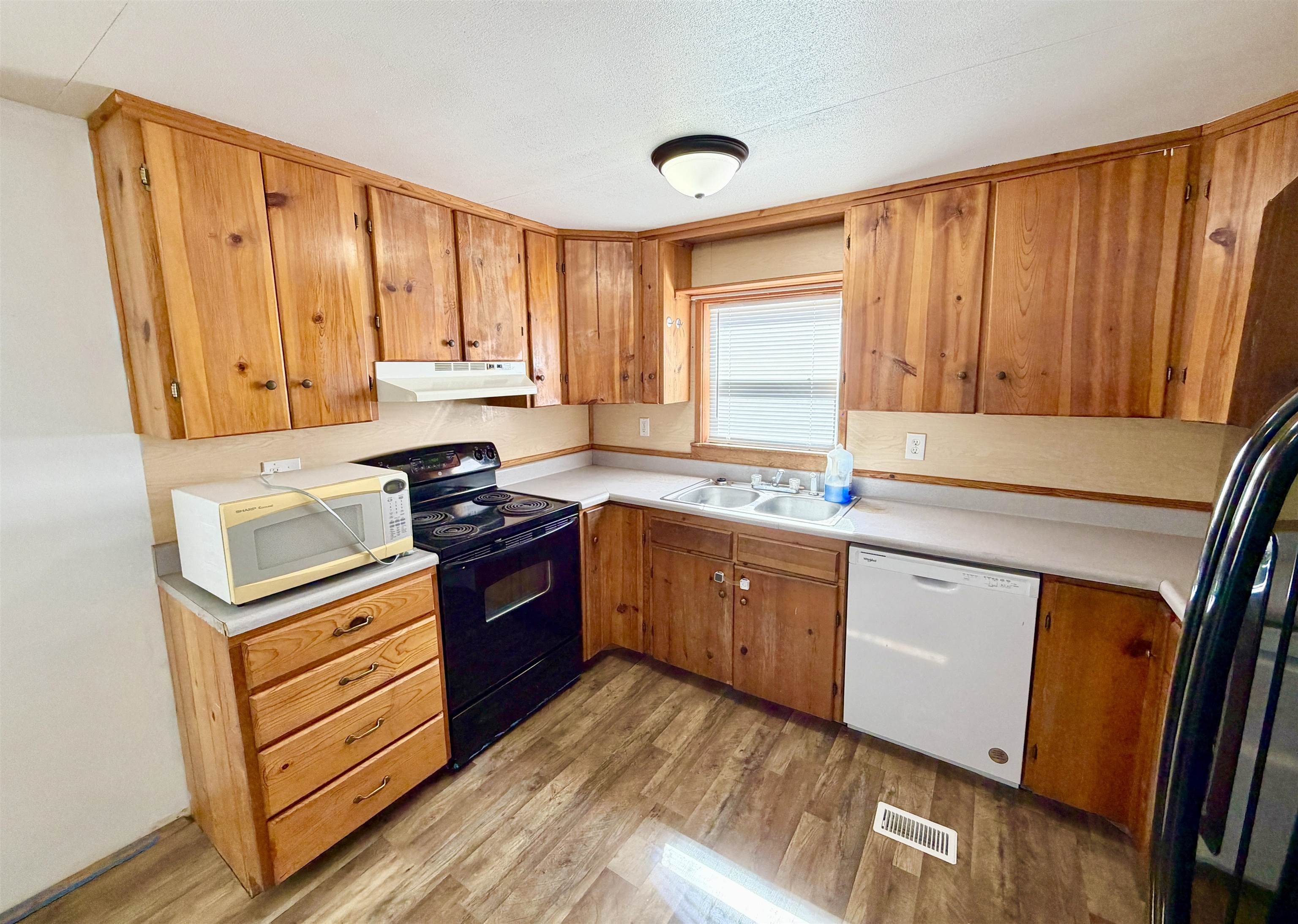 40414 N Newport Hwy #40 Hwy - Photo 11