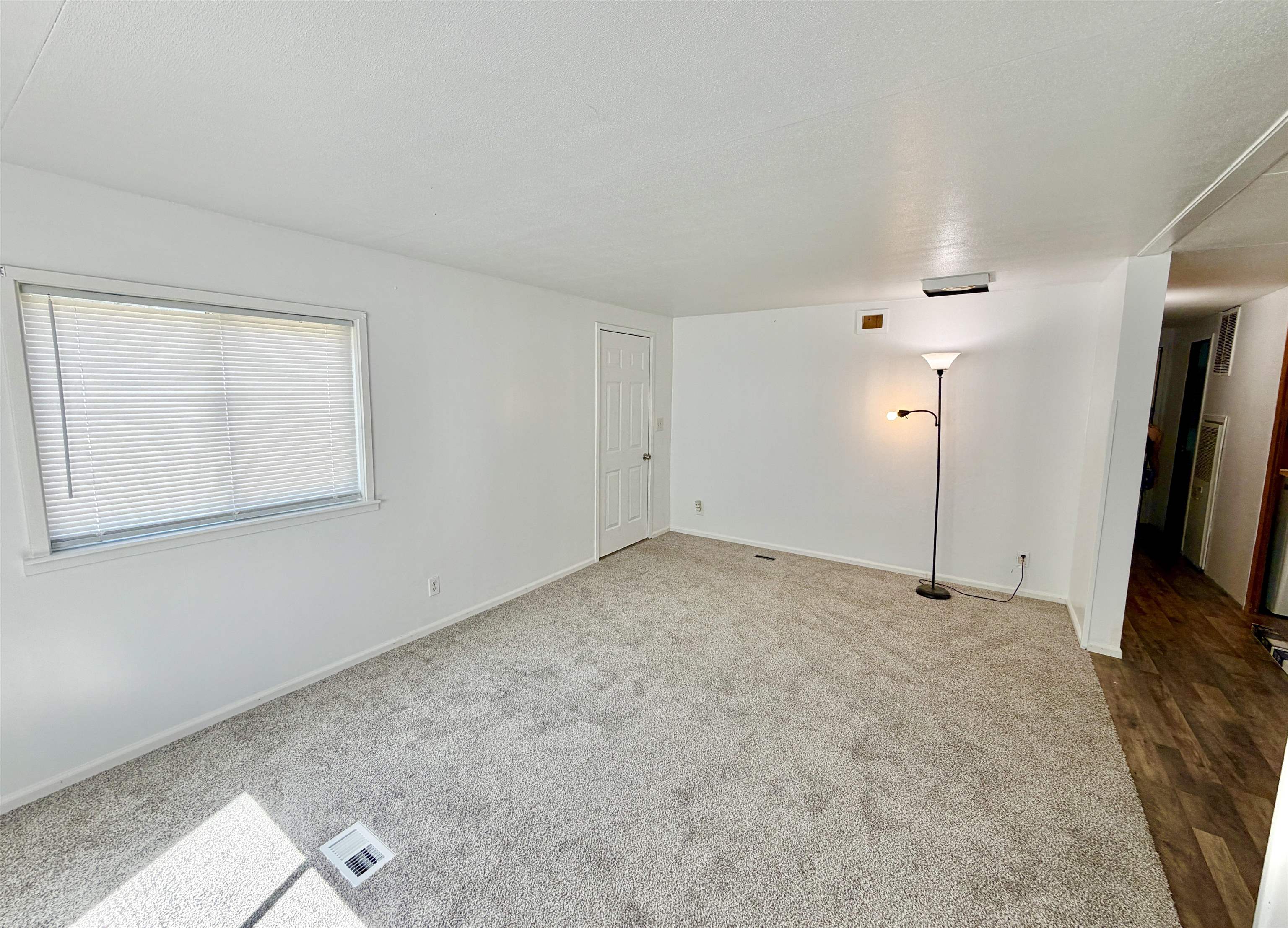 40414 N Newport Hwy #40 Hwy - Photo 9