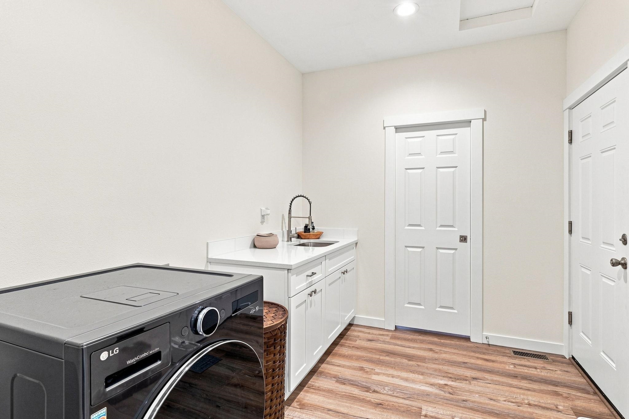 4310 N Blake Rd - Photo 22