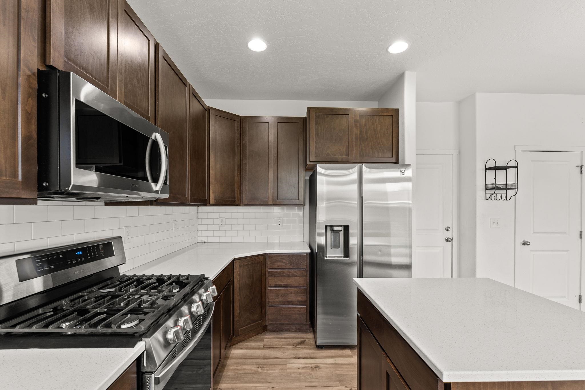 236 S CAMEO Ave - Photo 16