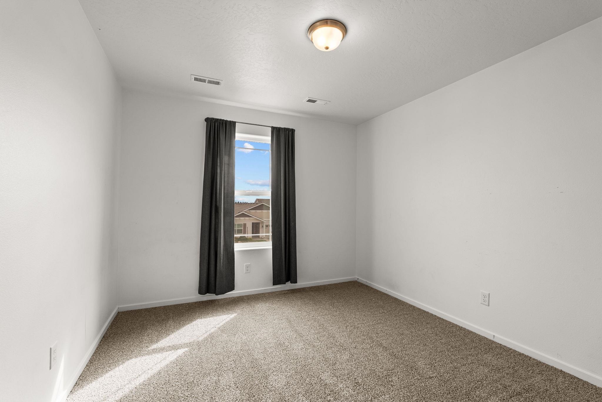 236 S CAMEO Ave - Photo 33