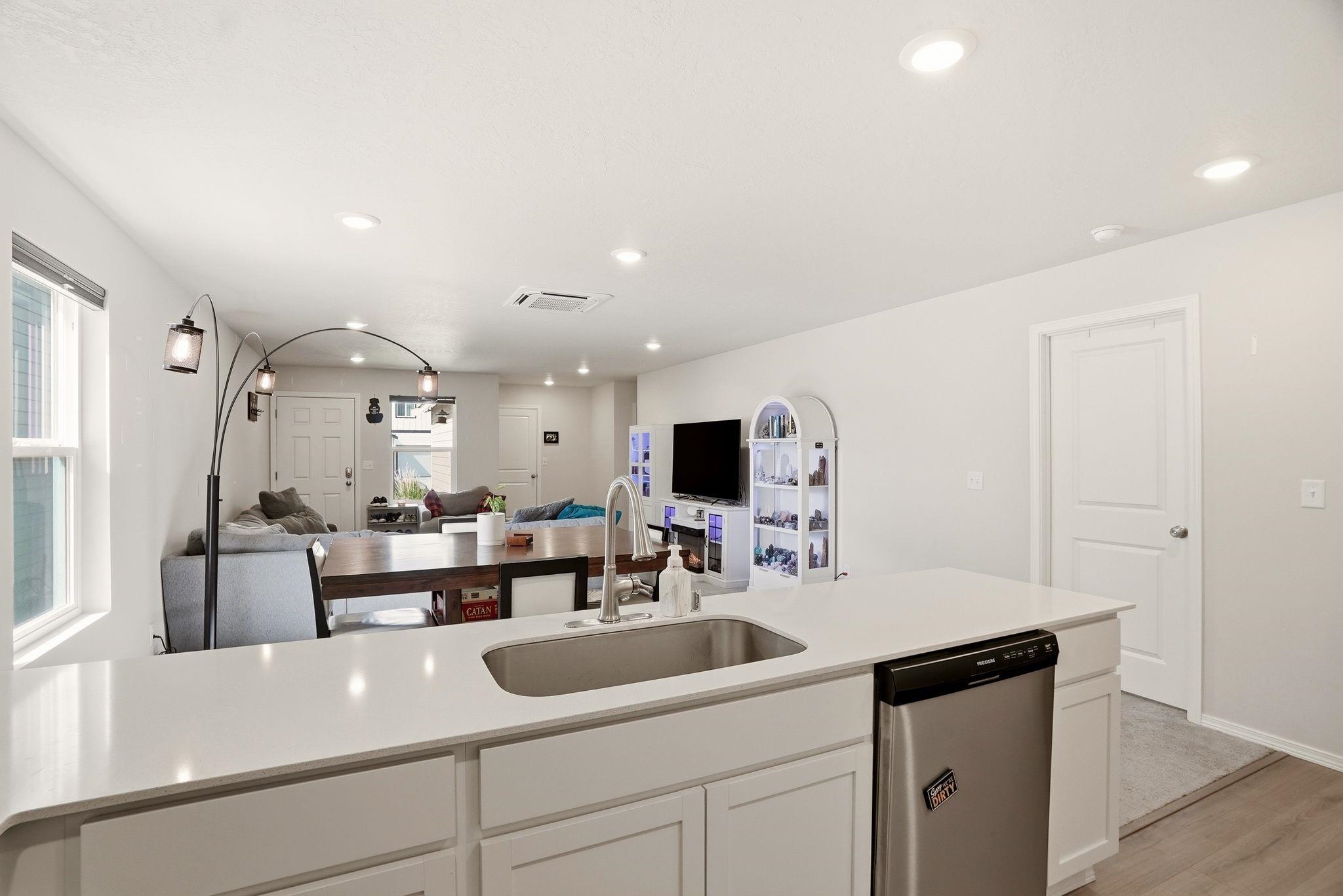 4471 W Brookfield Ave - Photo 12