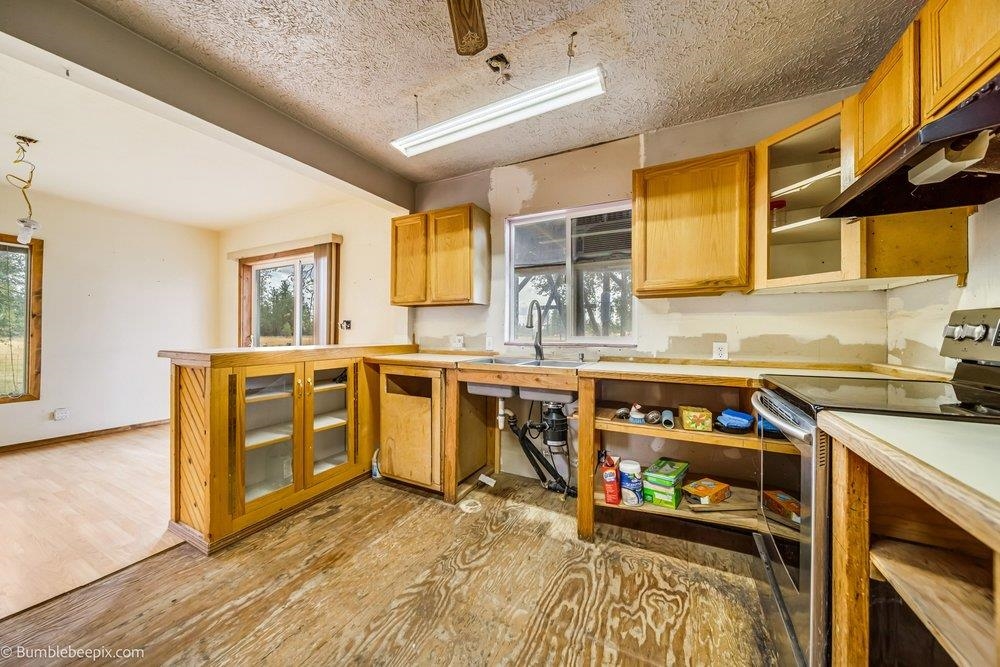 24210 S E St - Photo 10