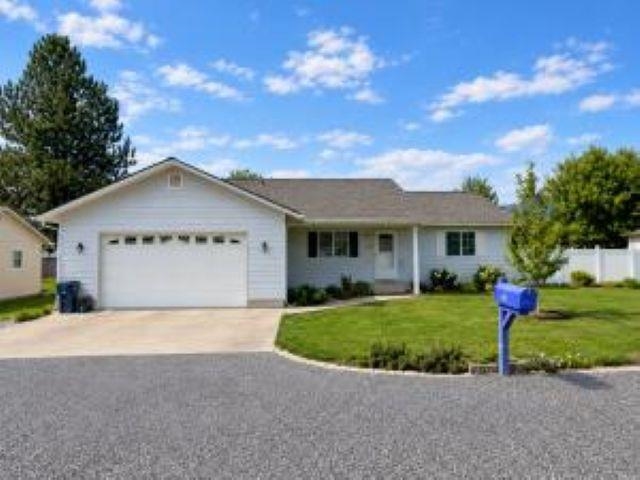 154 E Evergreen Dr - Photo 2