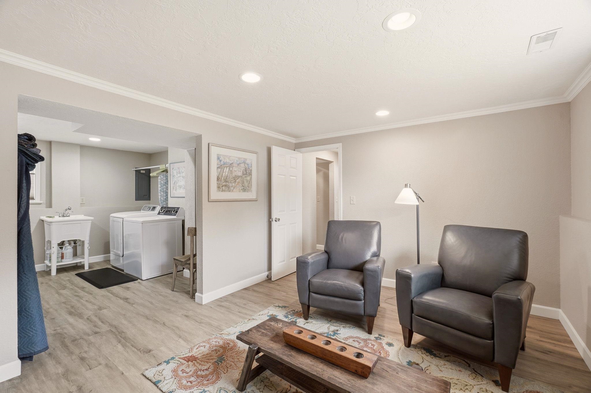 414 N Sherman Ave - Photo 21