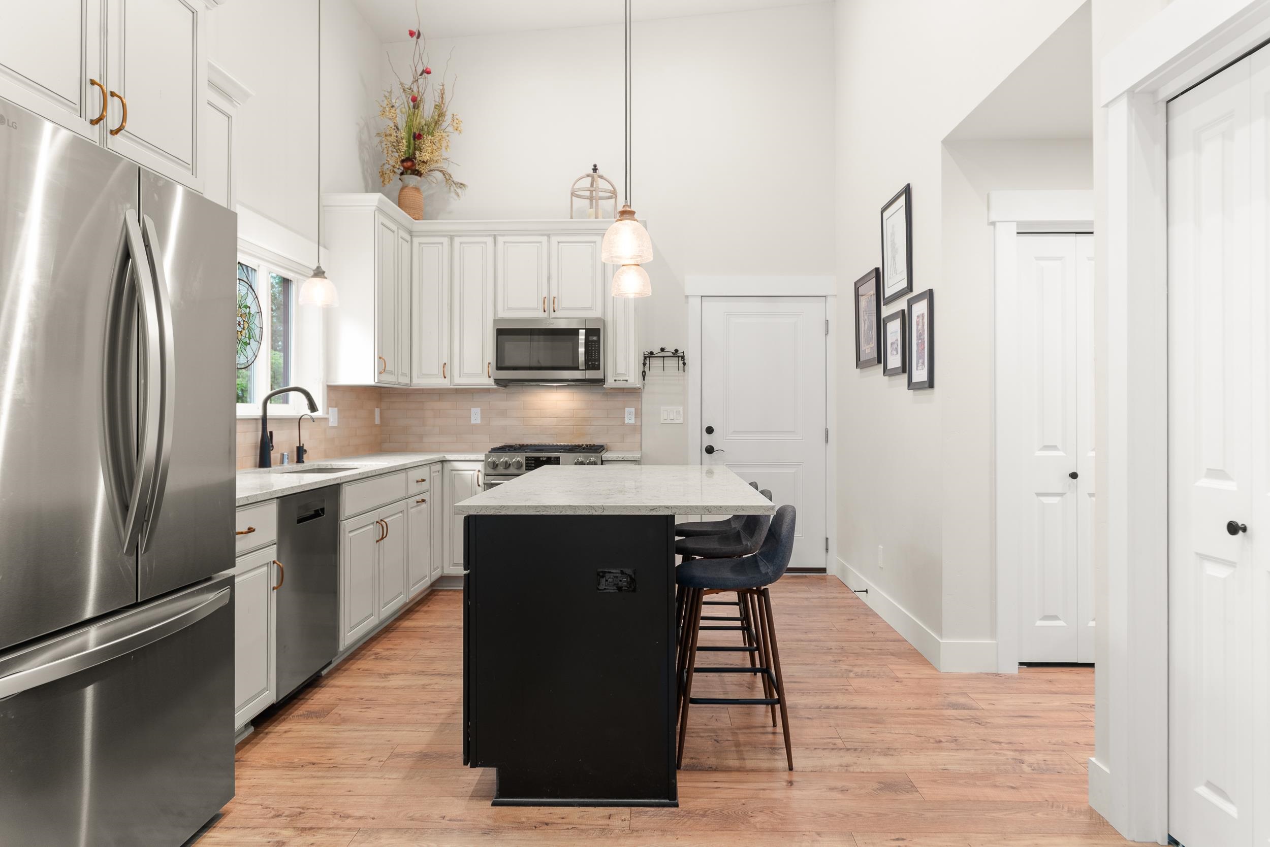 9427 N Riverside Park Dr - Photo 12