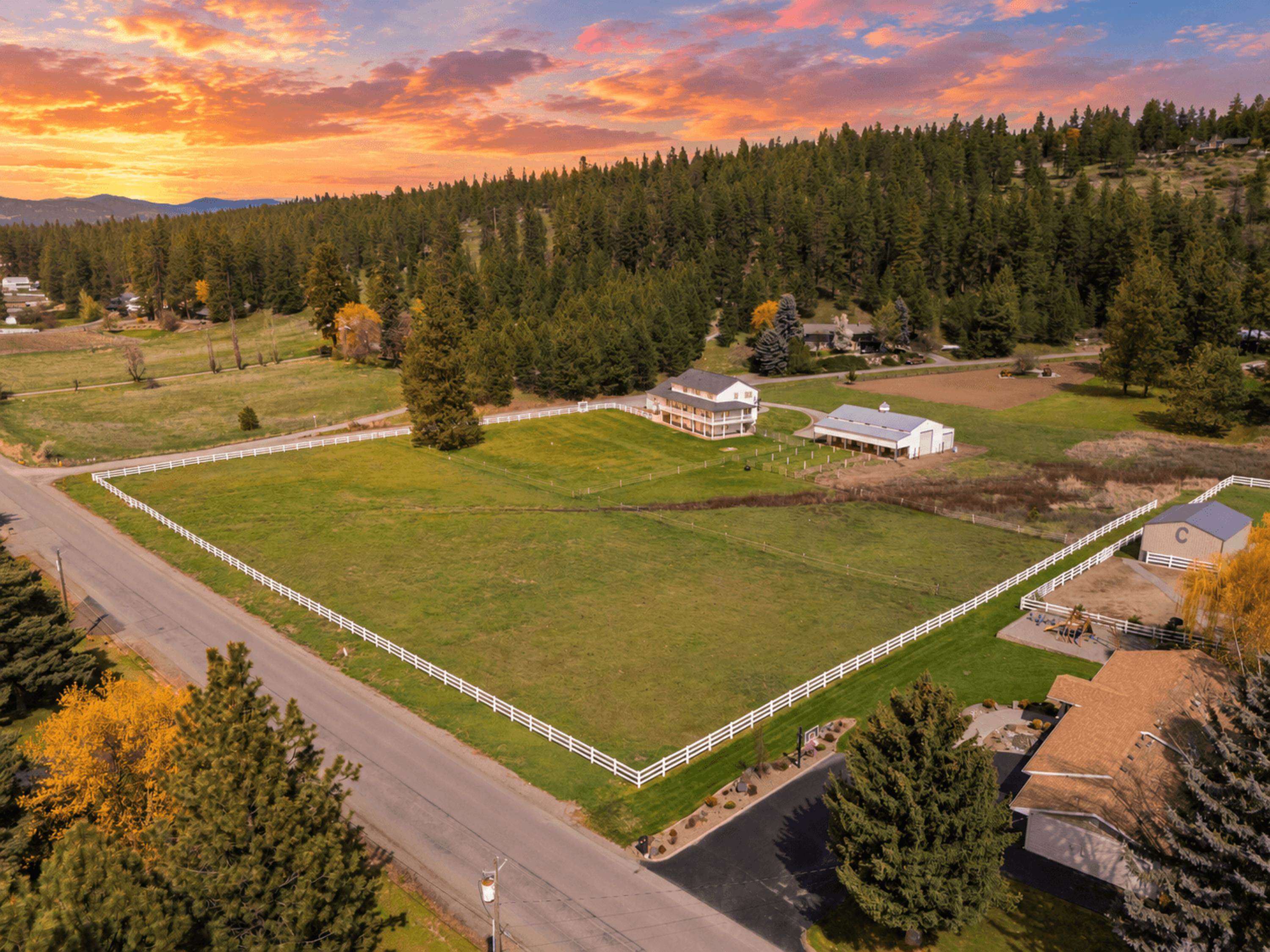 4127 S Sullivan Rd - Photo 4