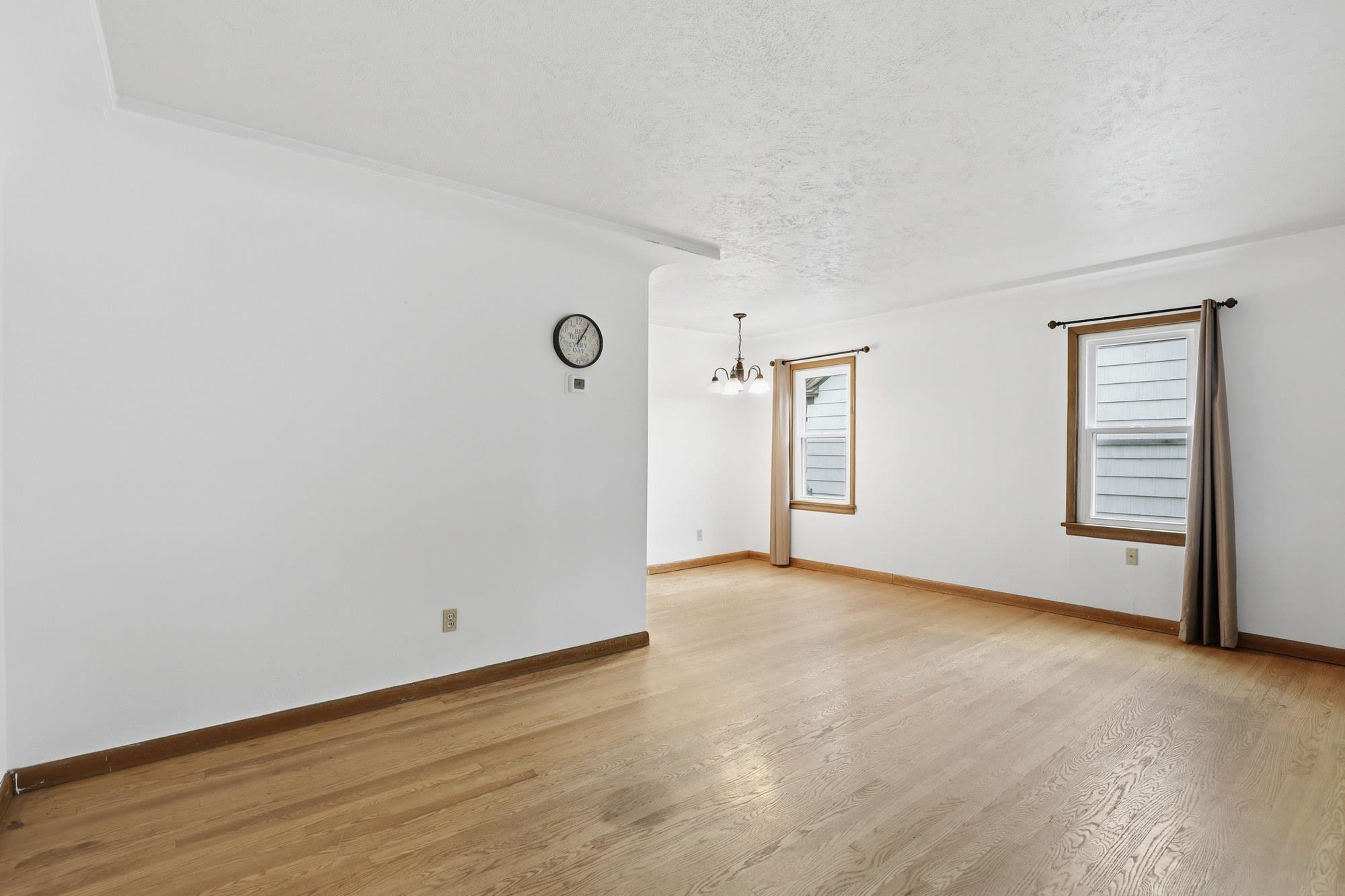 5418 N Monroe St - Photo 2