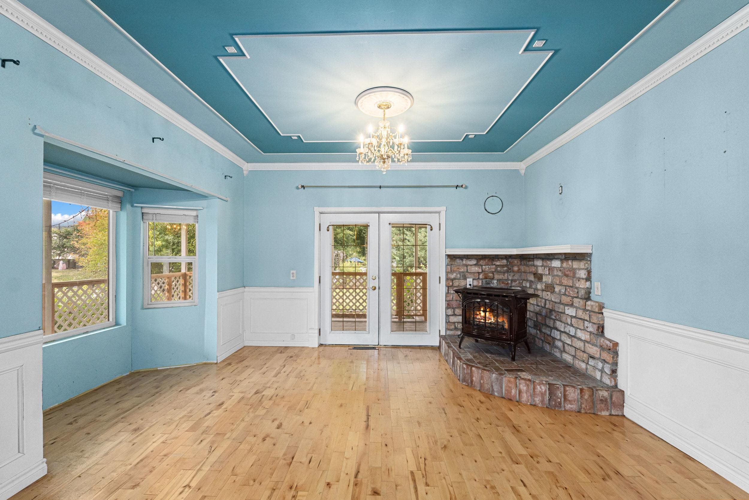 802 W Main Ave - Photo 2