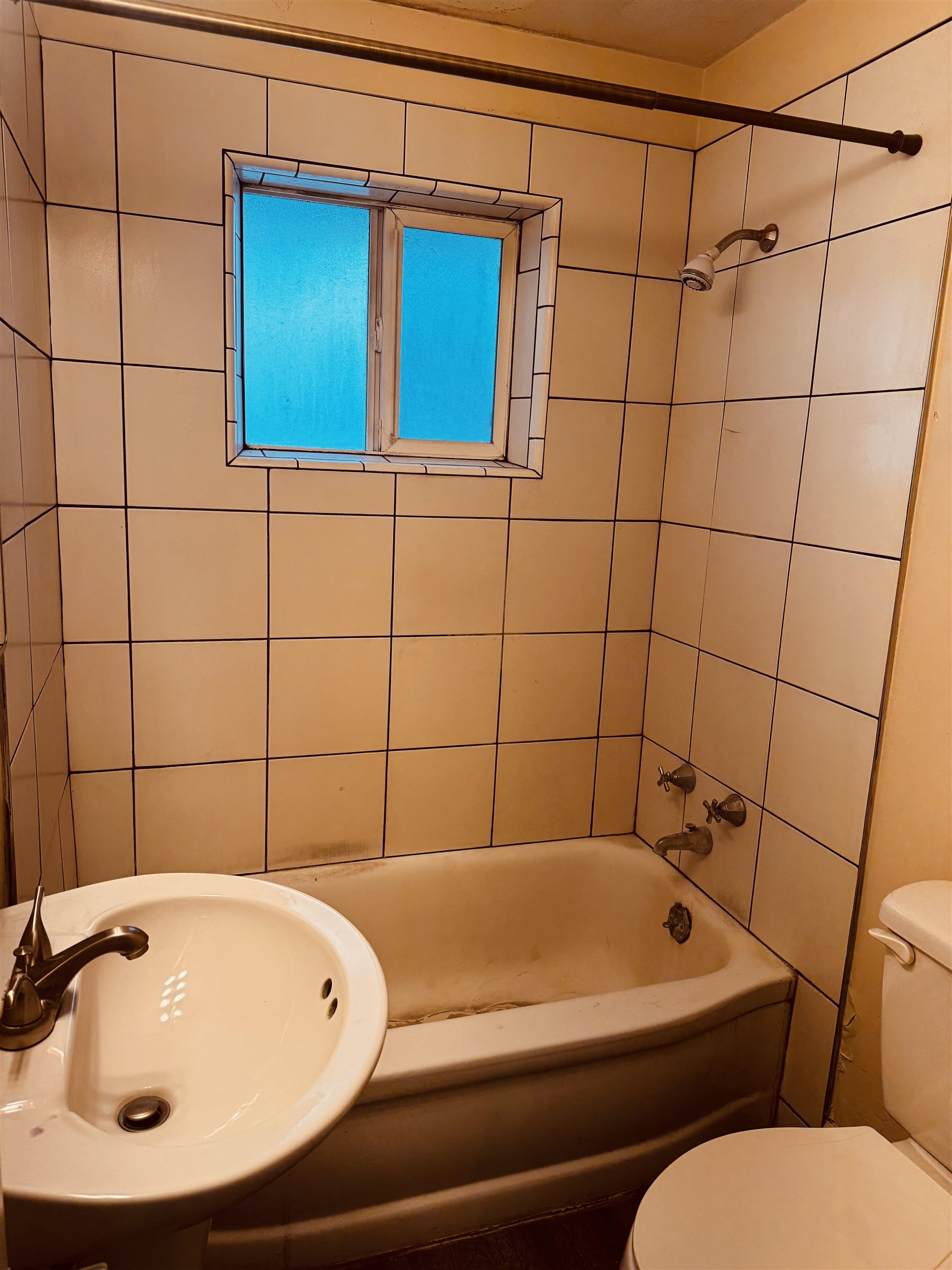 2927 E HOFFMAN St - Photo 5