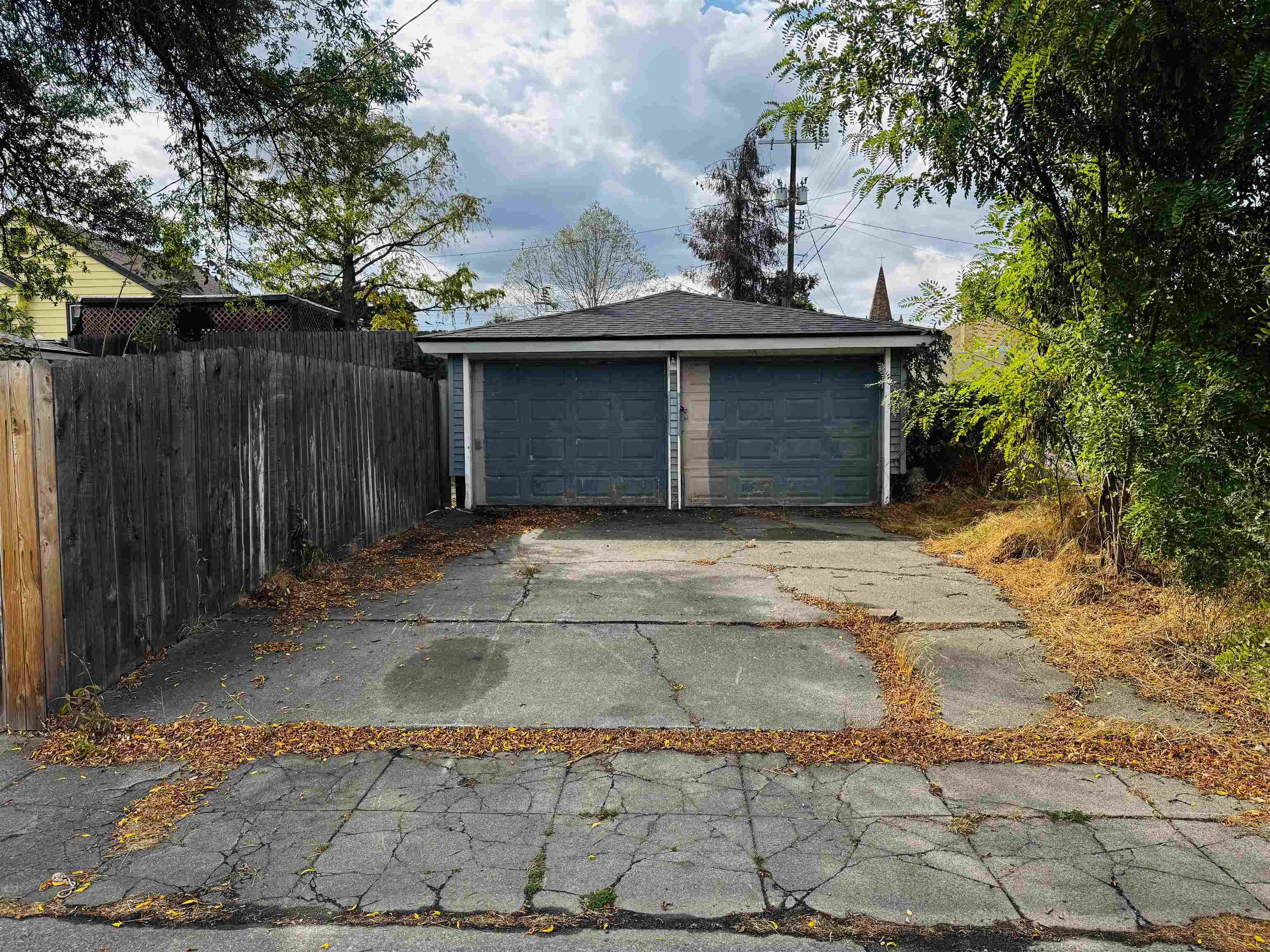 2927 E HOFFMAN St - Photo 10