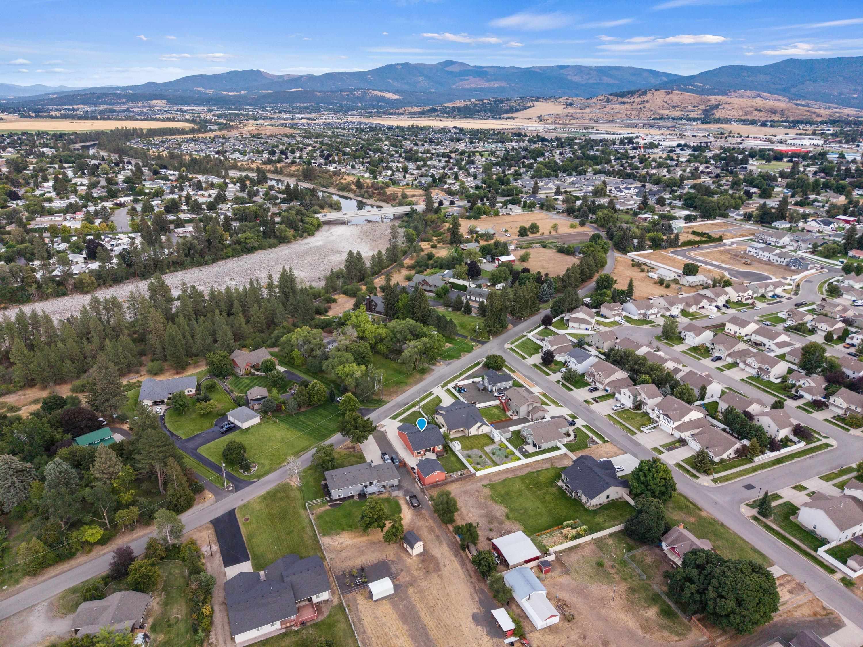 18212 E Riverway Ave - Photo 31