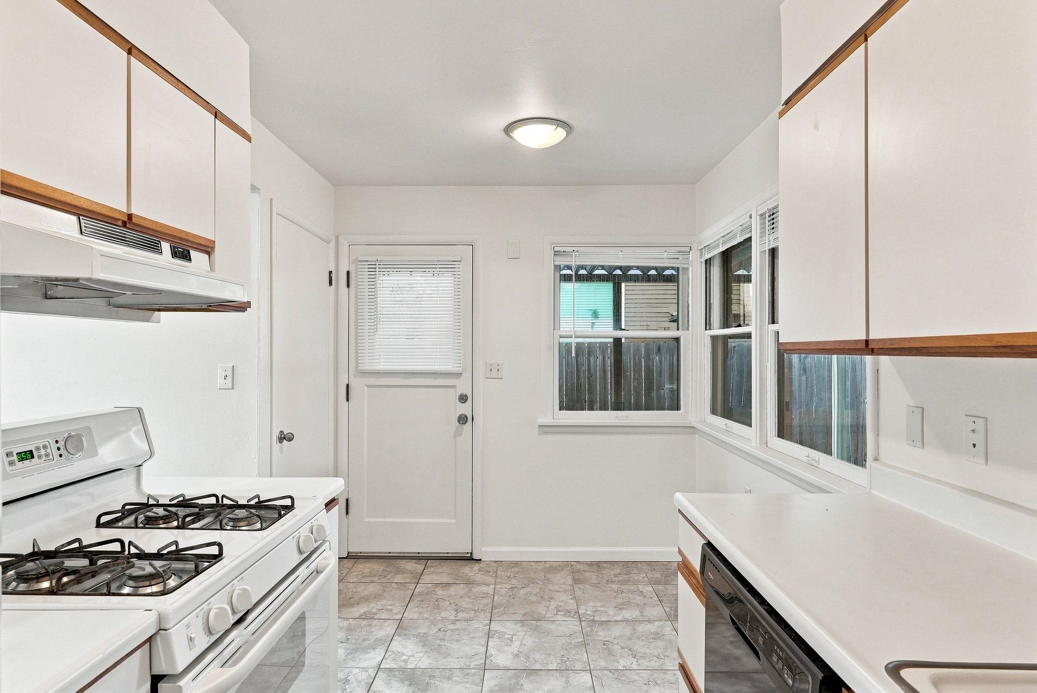 3622 N Atlantic St - Photo 12