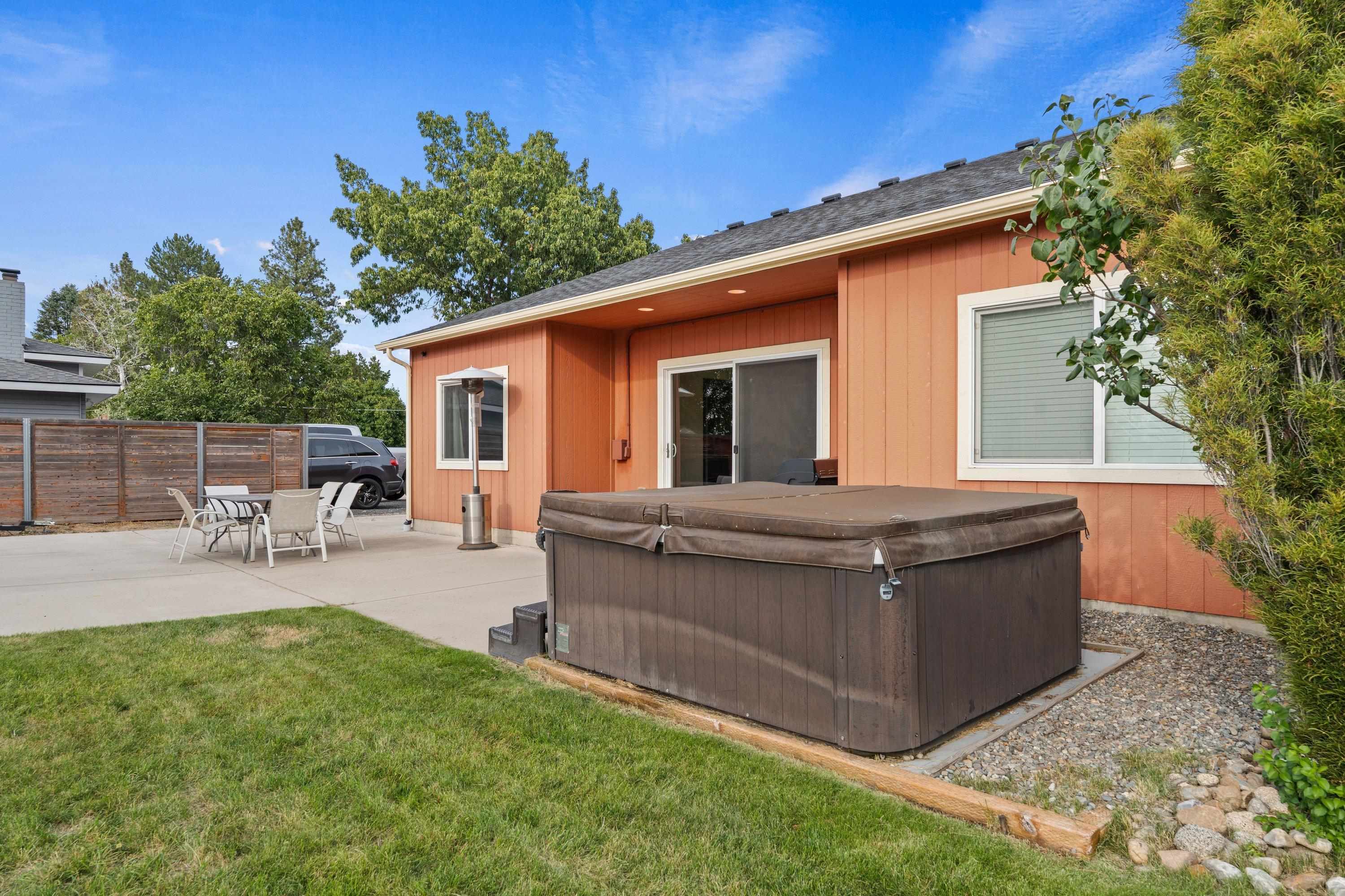 18212 E Riverway Ave - Photo 22