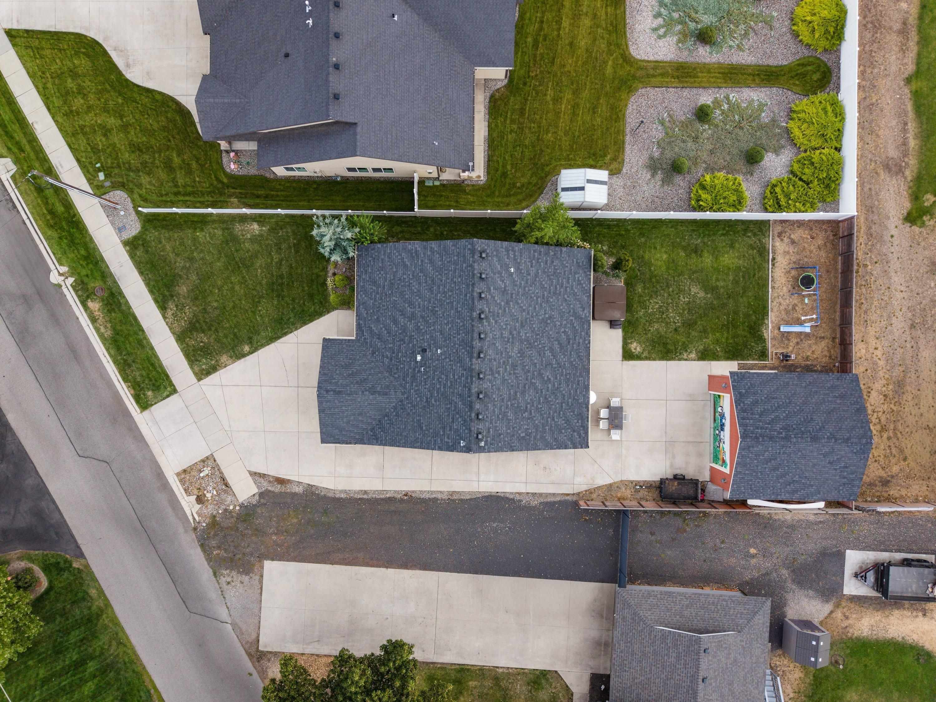 18212 E Riverway Ave - Photo 29