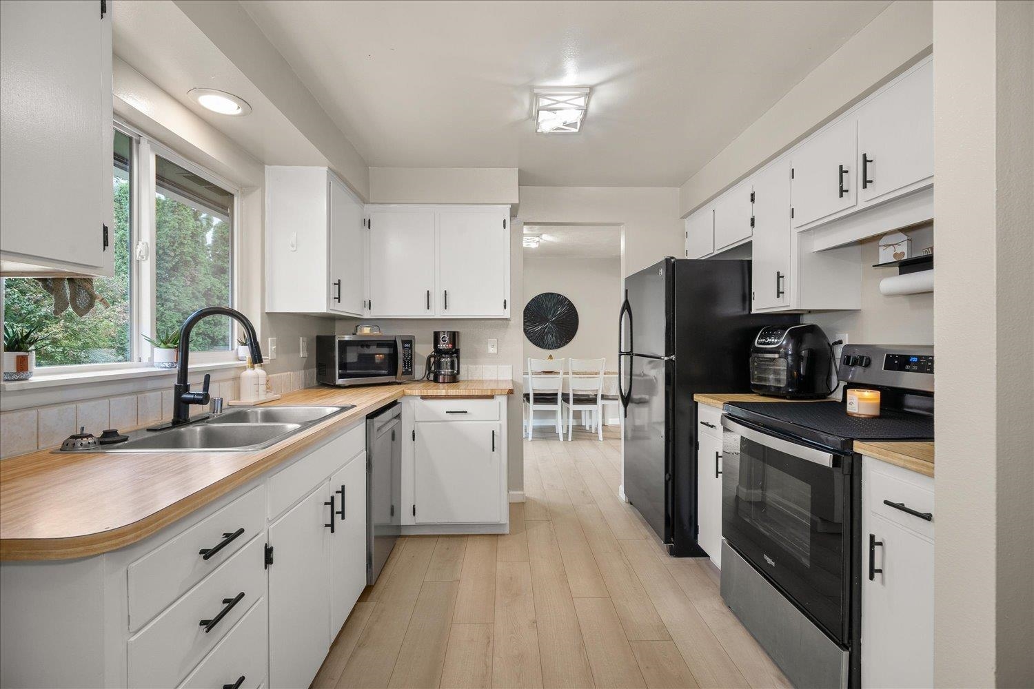 4007 E Moody Rd - Photo 7