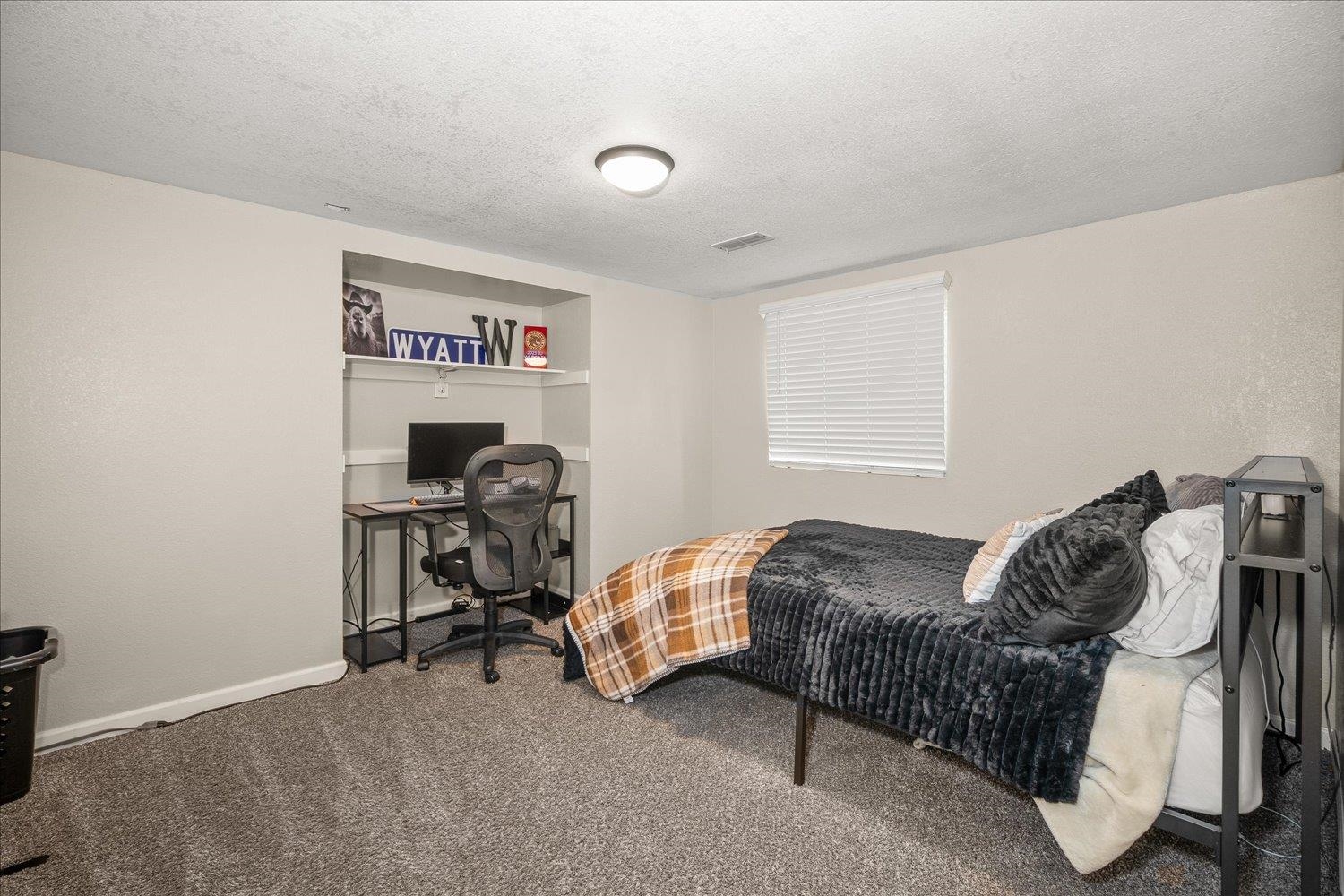 4007 E Moody Rd - Photo 14