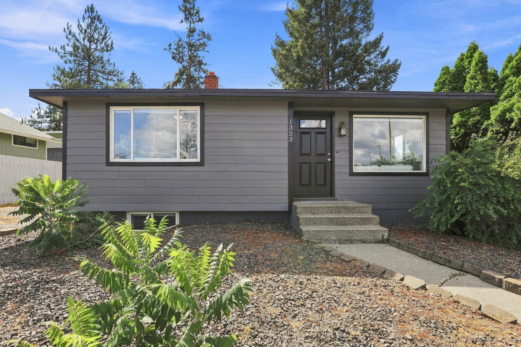 1323 W FRANCIS Ave - Photo 1