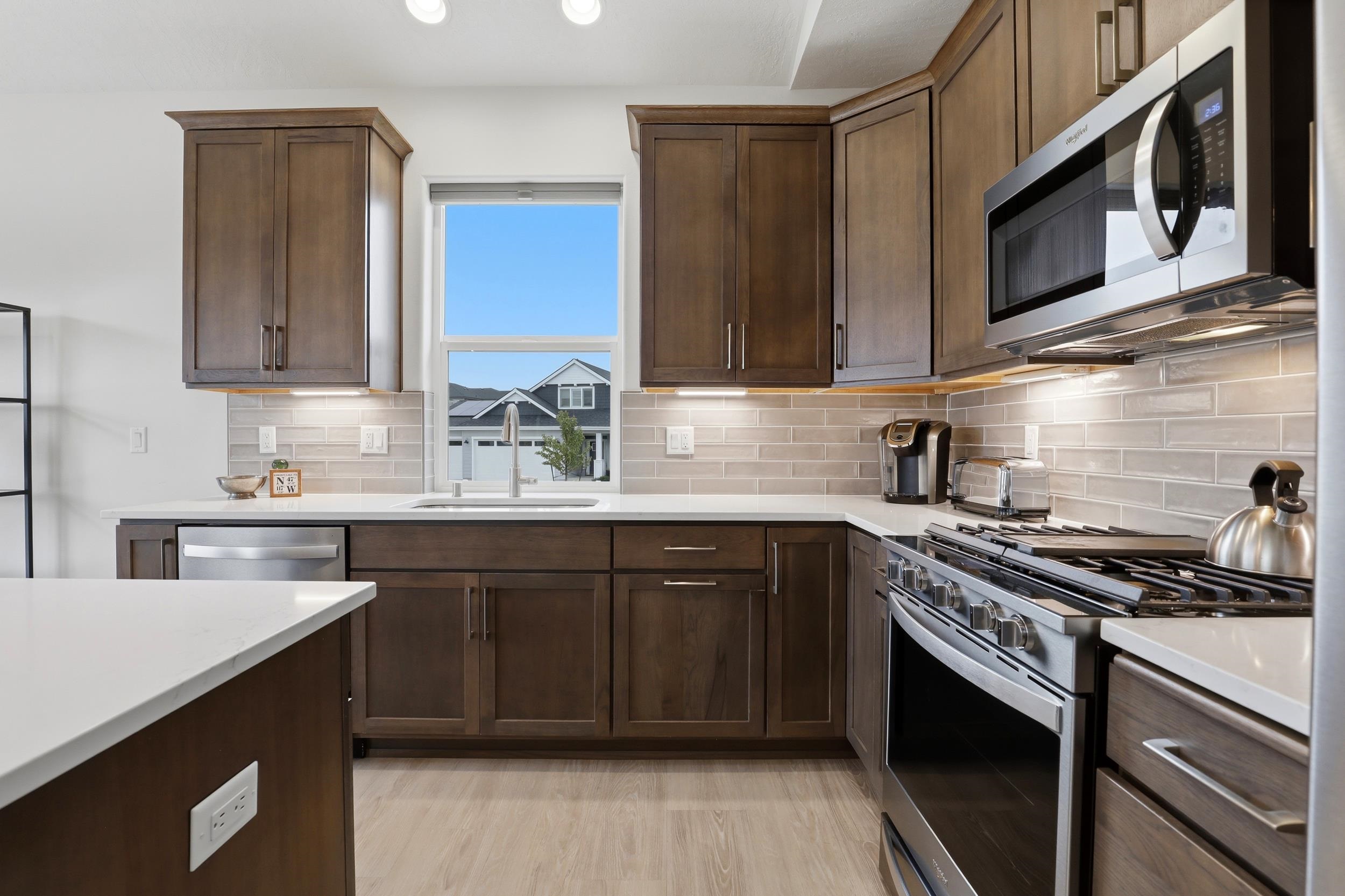2299 N Forest Ridge St - Photo 10