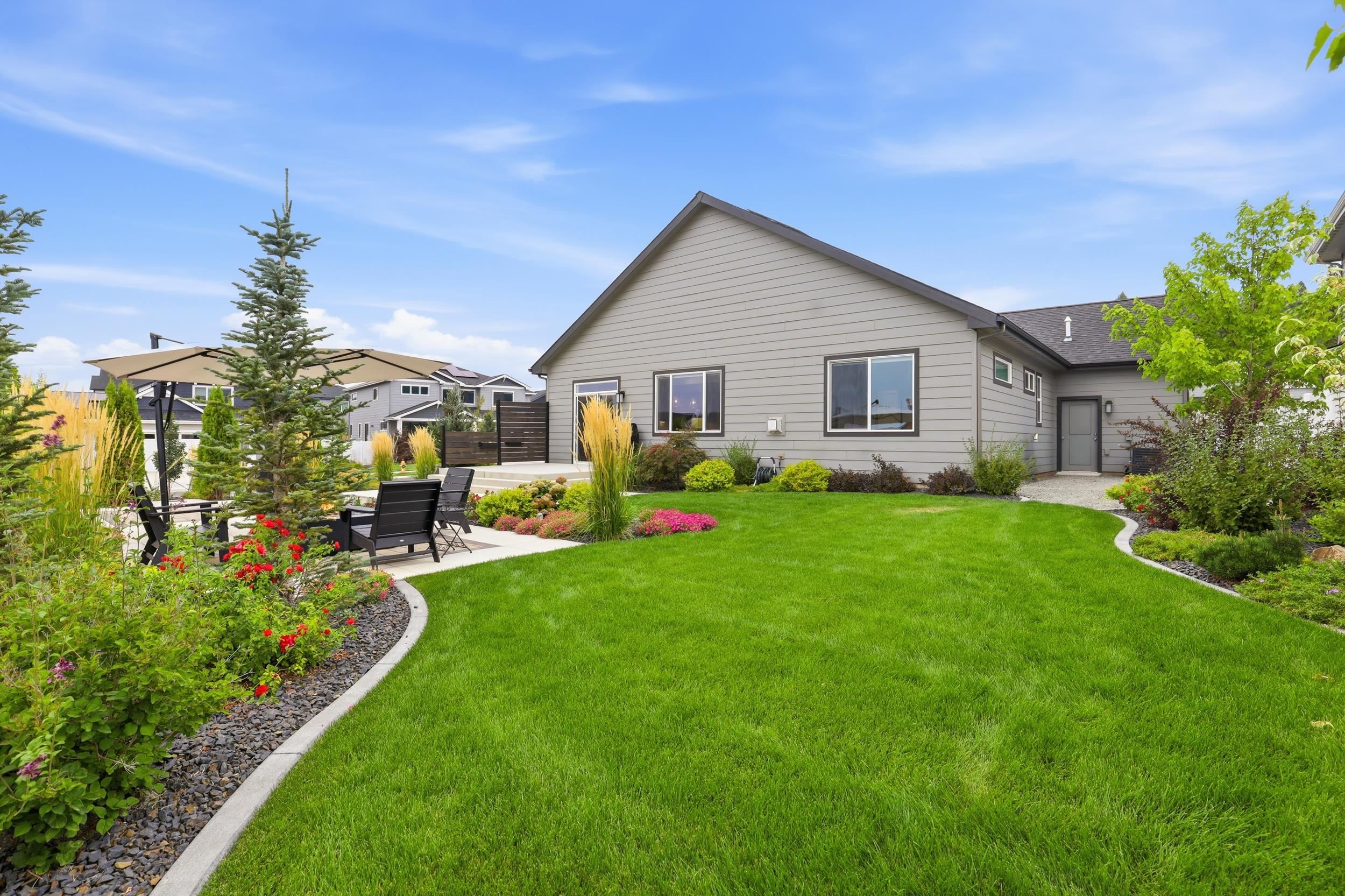 2299 N Forest Ridge St - Photo 32