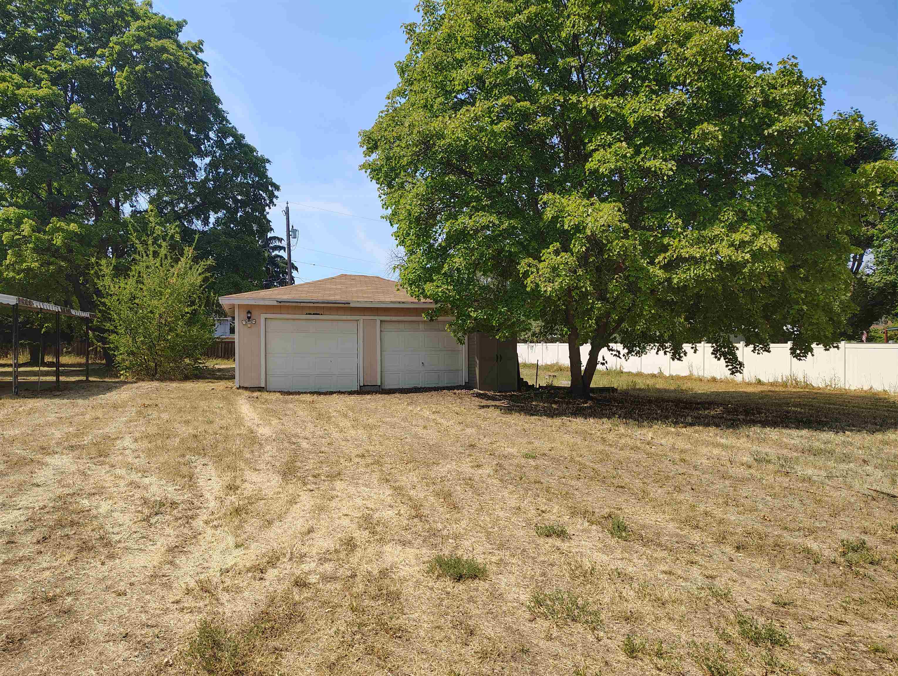 3315 N Bowman Rd - Photo 2
