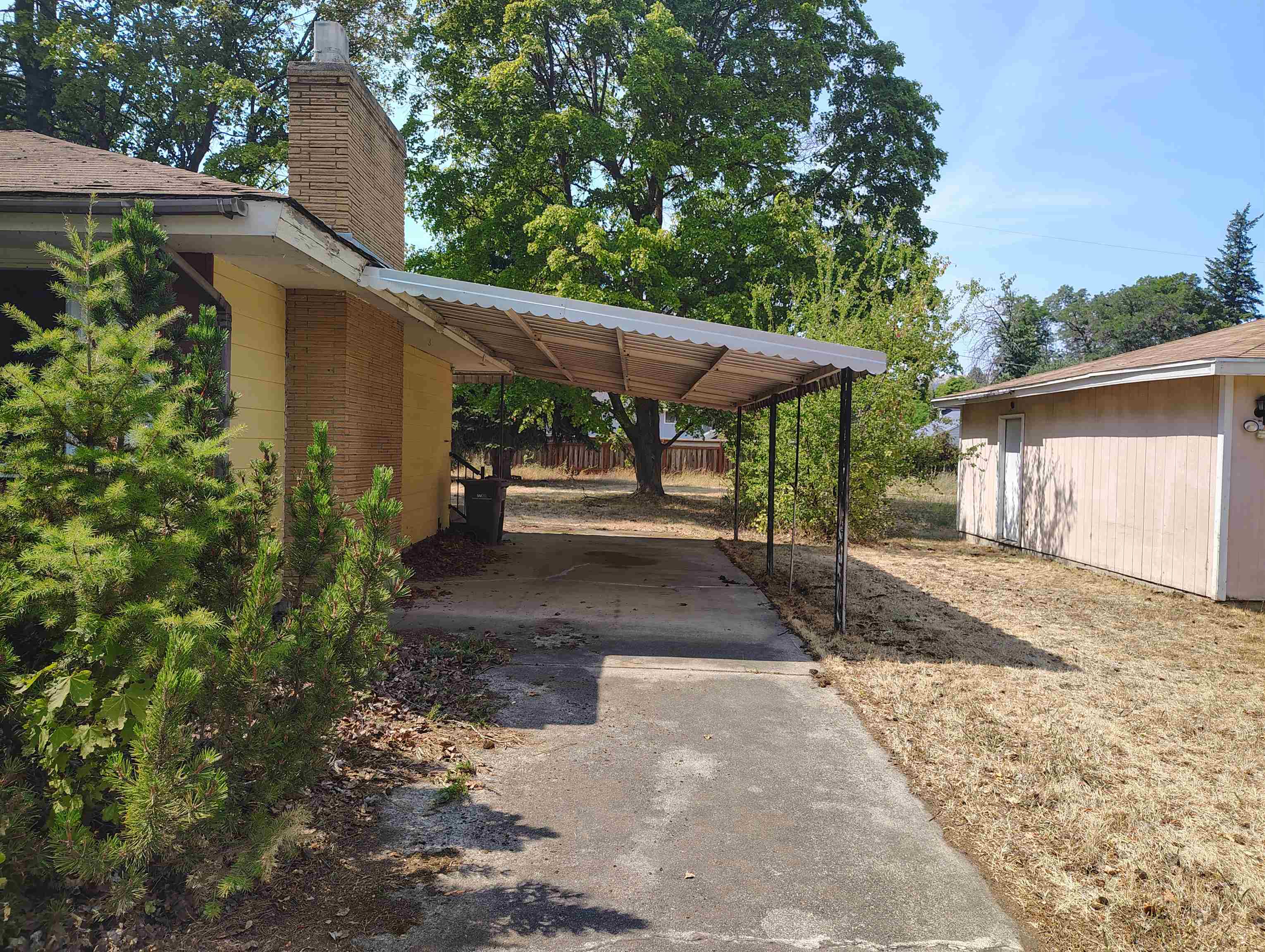 3315 N Bowman Rd - Photo 4