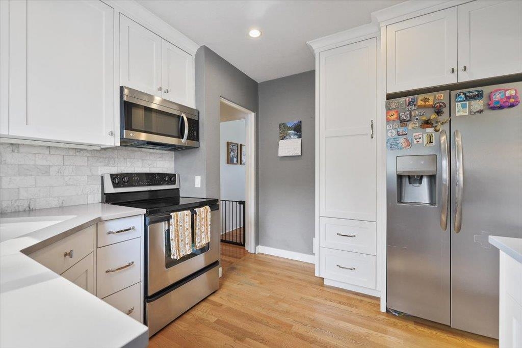 718 E 40th Ave - Photo 8