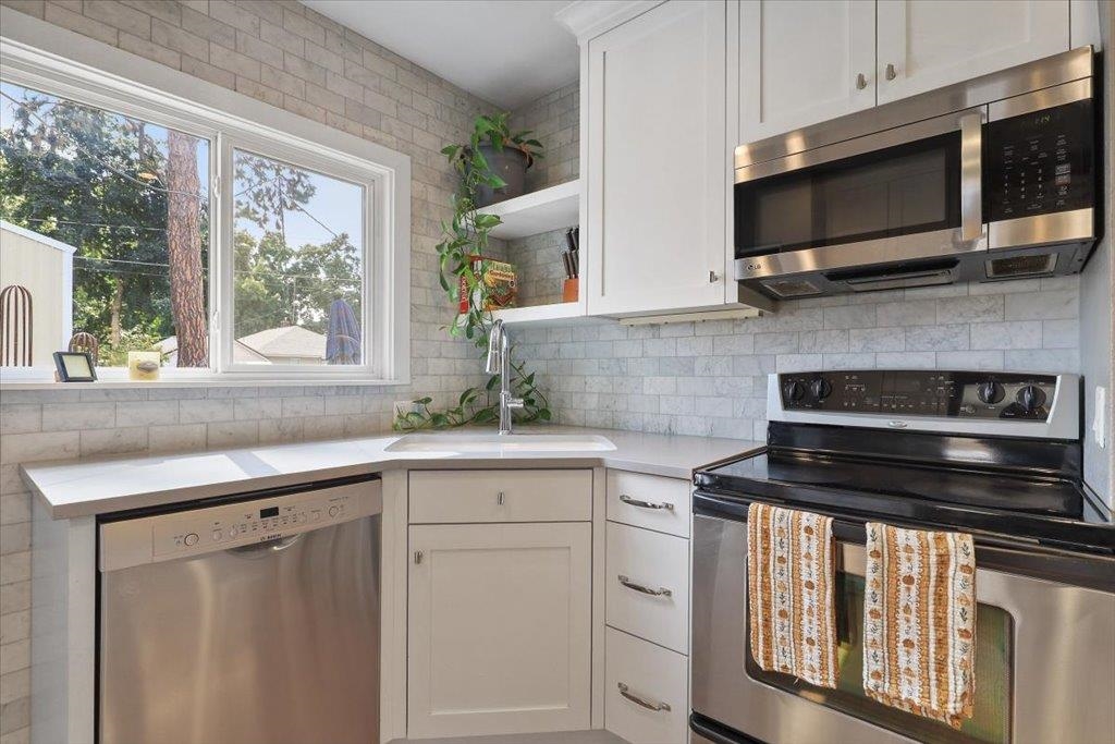 718 E 40th Ave - Photo 10