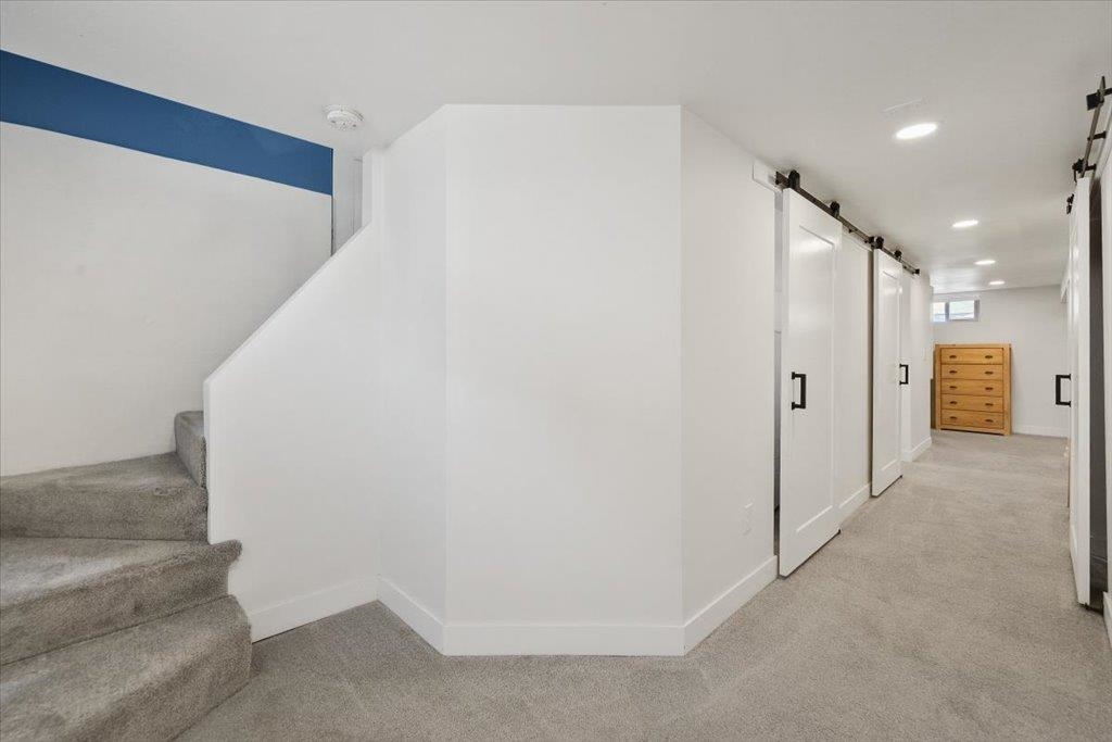 718 E 40th Ave - Photo 14