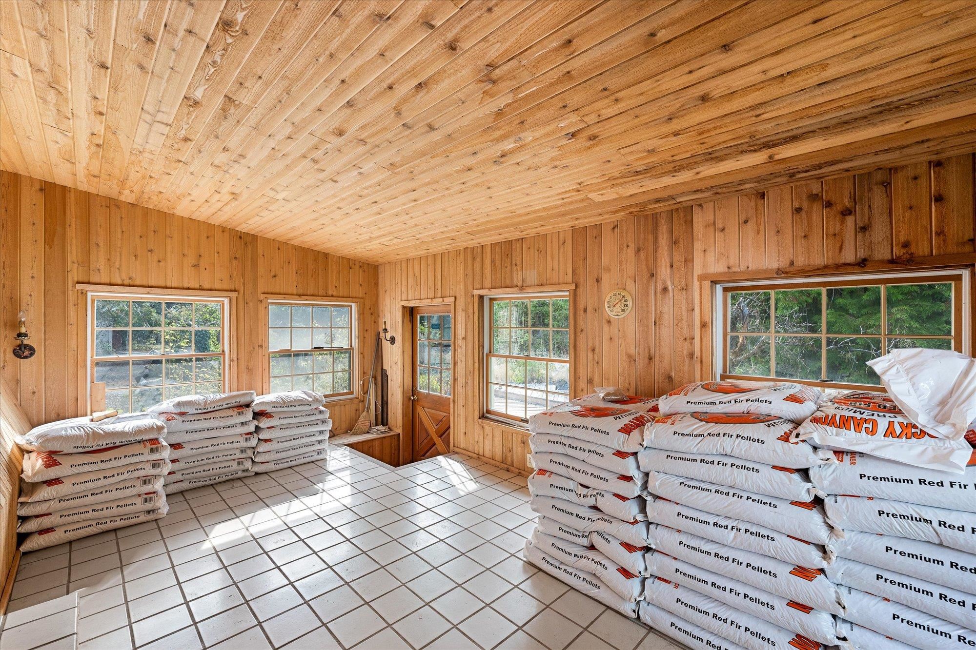 12717 S Spotted Rd - Photo 10