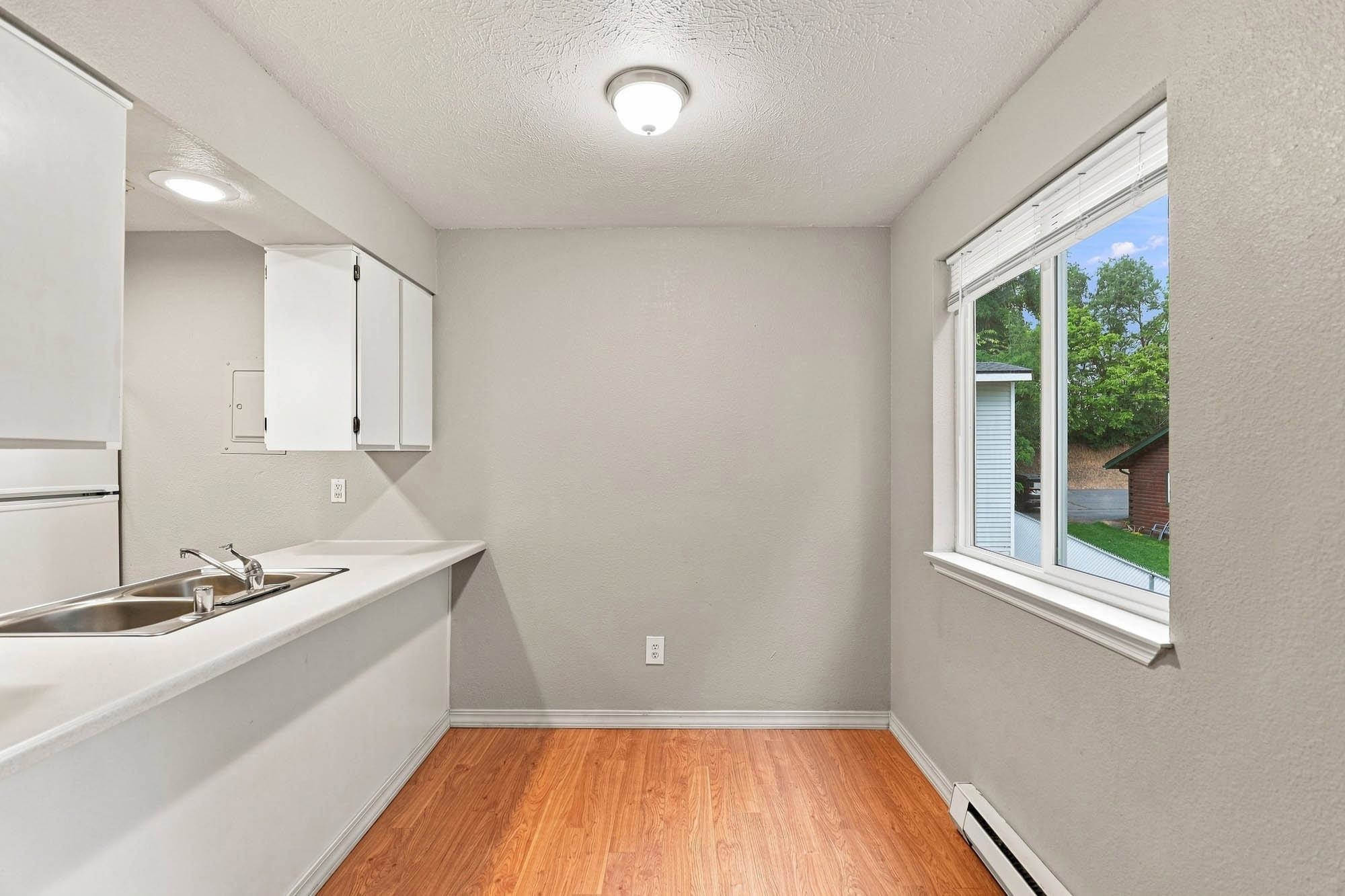 222 N HUTCHINSON #202 Rd - Photo 11