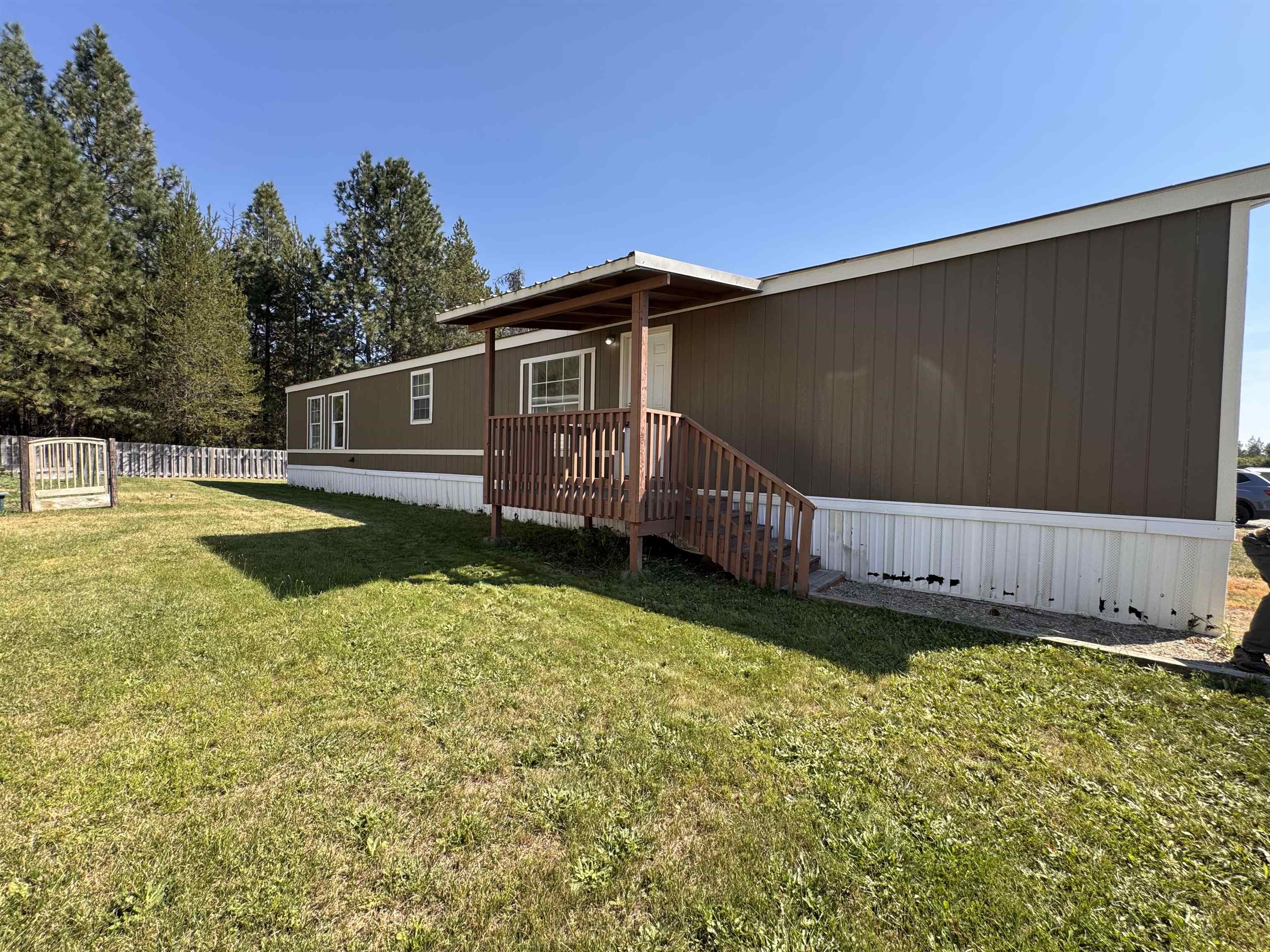 40602 N Newport Hwy - Photo 1