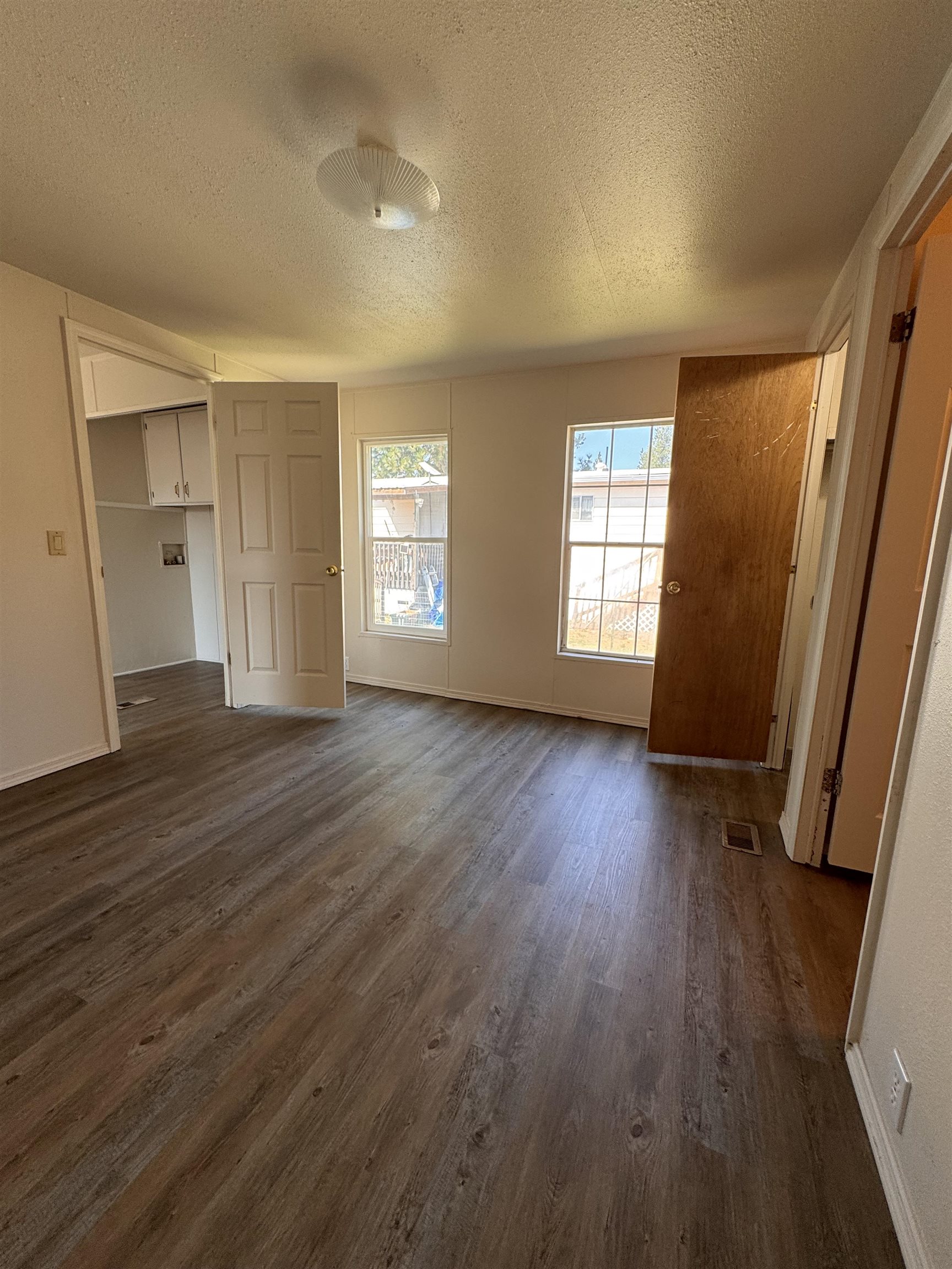 40602 N Newport Hwy - Photo 6