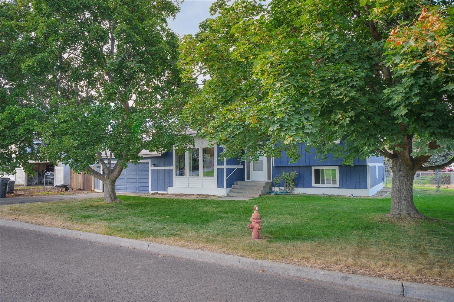 12619 E 31ST Ave - Photo 40