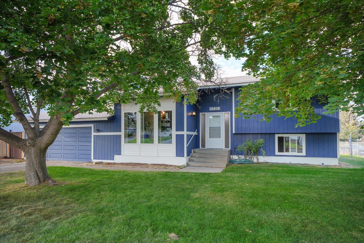 12619 E 31ST Ave - Photo 1