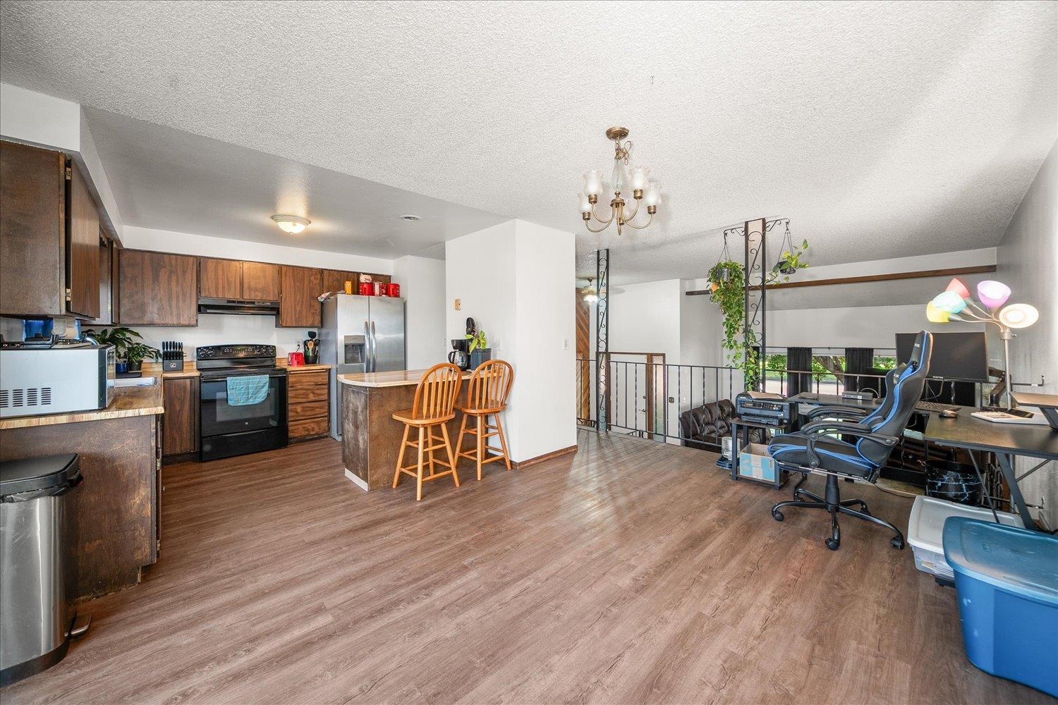 12619 E 31ST Ave - Photo 9