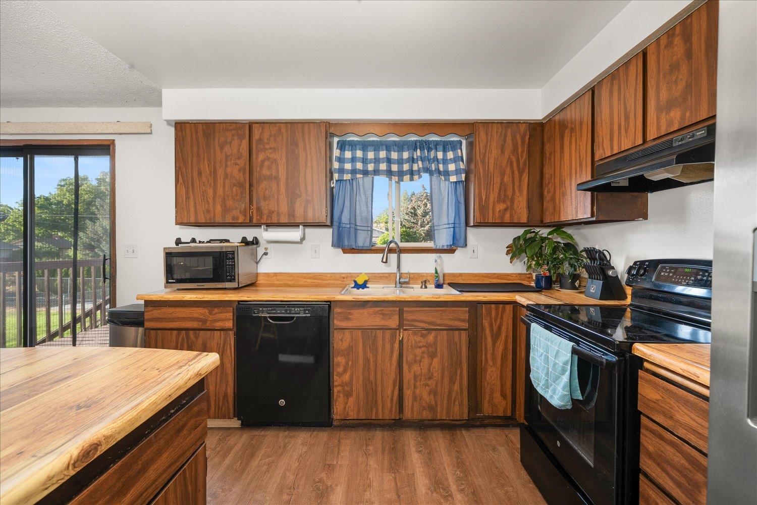 12619 E 31ST Ave - Photo 13