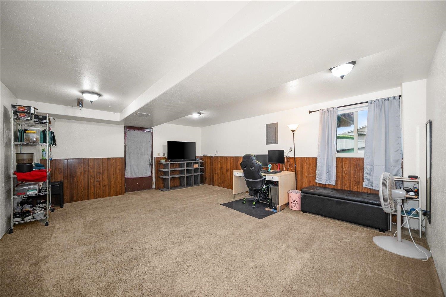 12619 E 31ST Ave - Photo 20