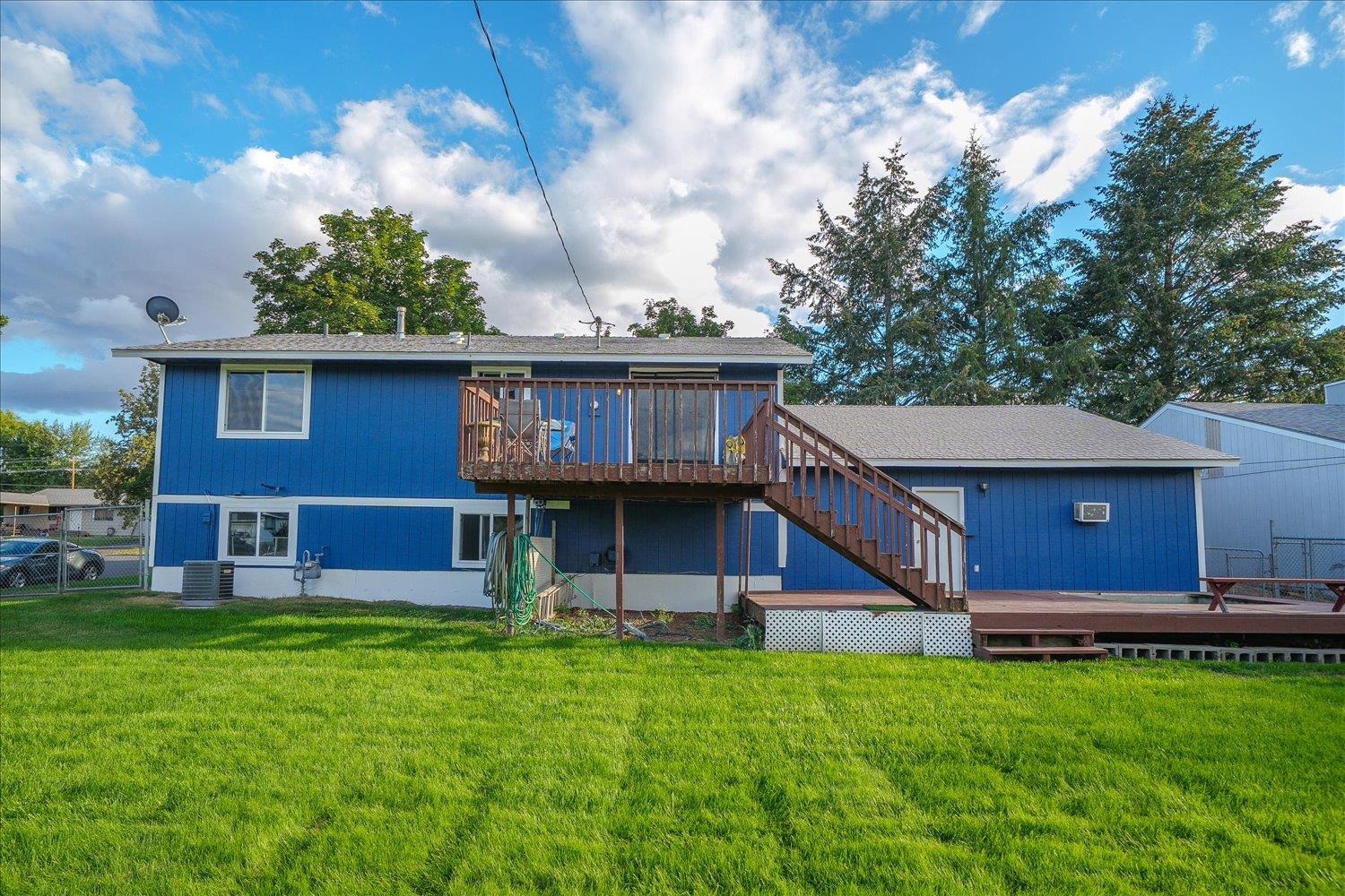 12619 E 31ST Ave - Photo 30