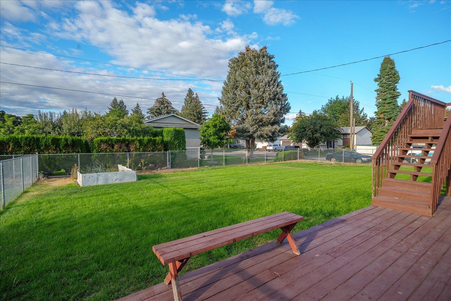 12619 E 31ST Ave - Photo 35