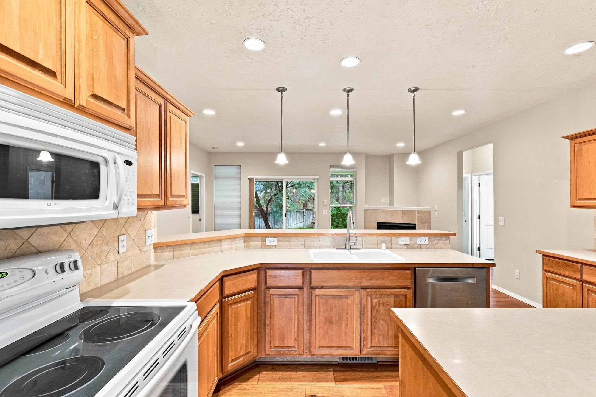 2411 S Katy Ct - Photo 5