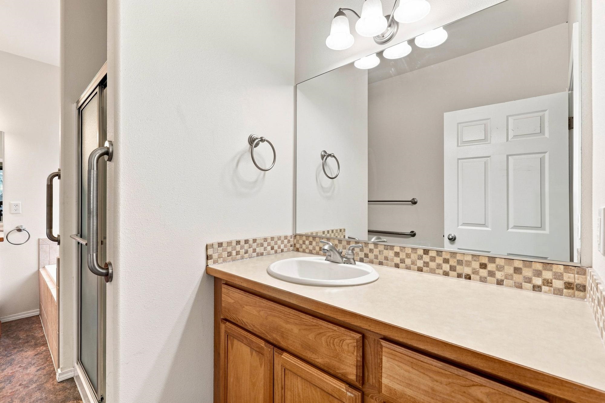 2411 S Katy Ct - Photo 17